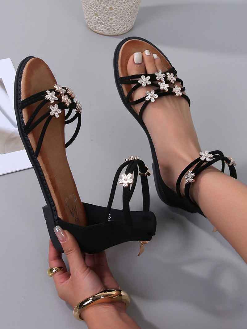 Aya - Sød sandal med guldblomster med similisten