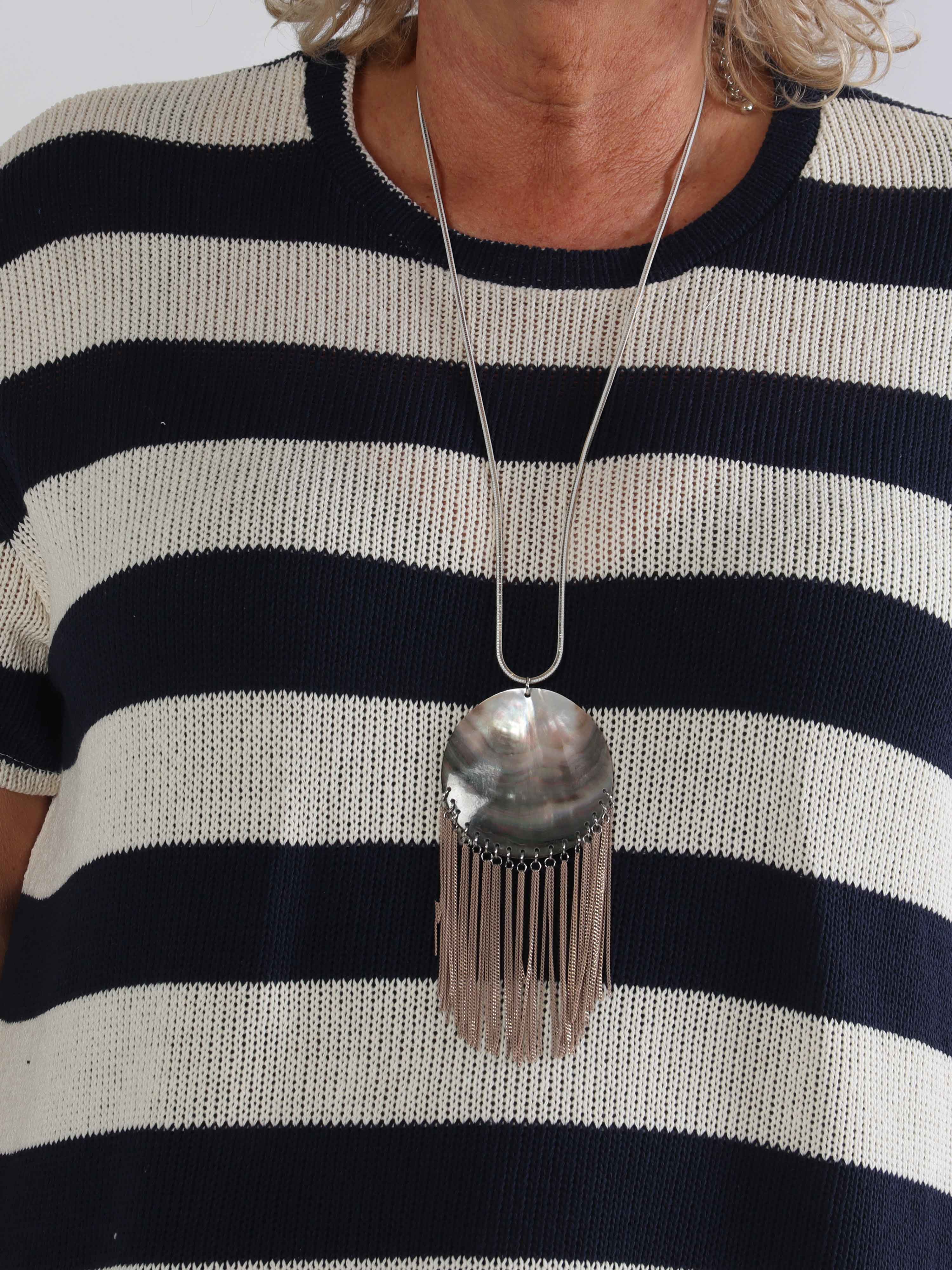 Abigal - Plus size stribet strikkjole i bomuld med korte ærmer og flæsekant forneden