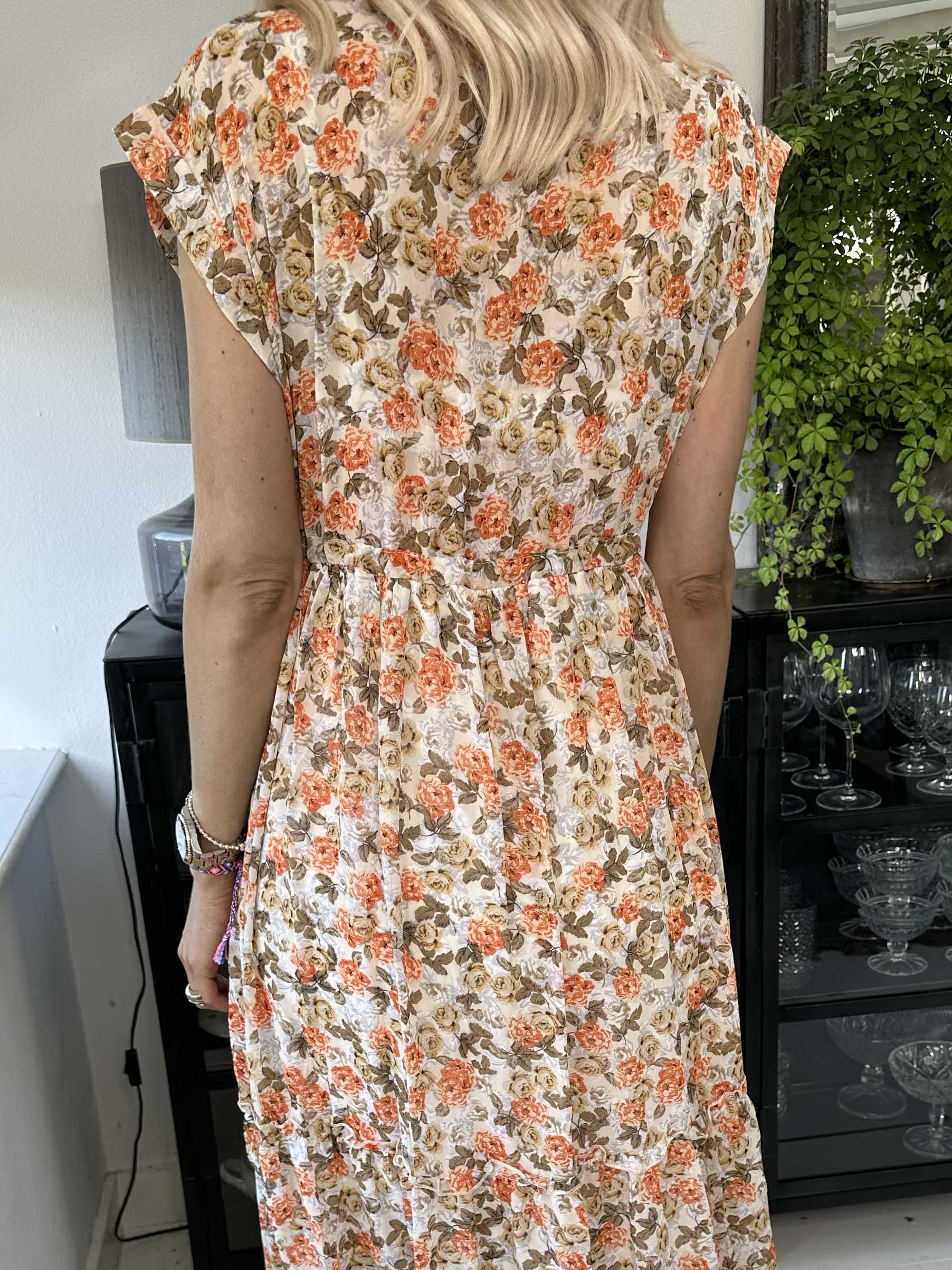 Alberte - Sød sommerkjole i chiffon med blomsterprint