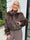 Alison - Blød og varm faux fur-jakke i kort model med høj hals