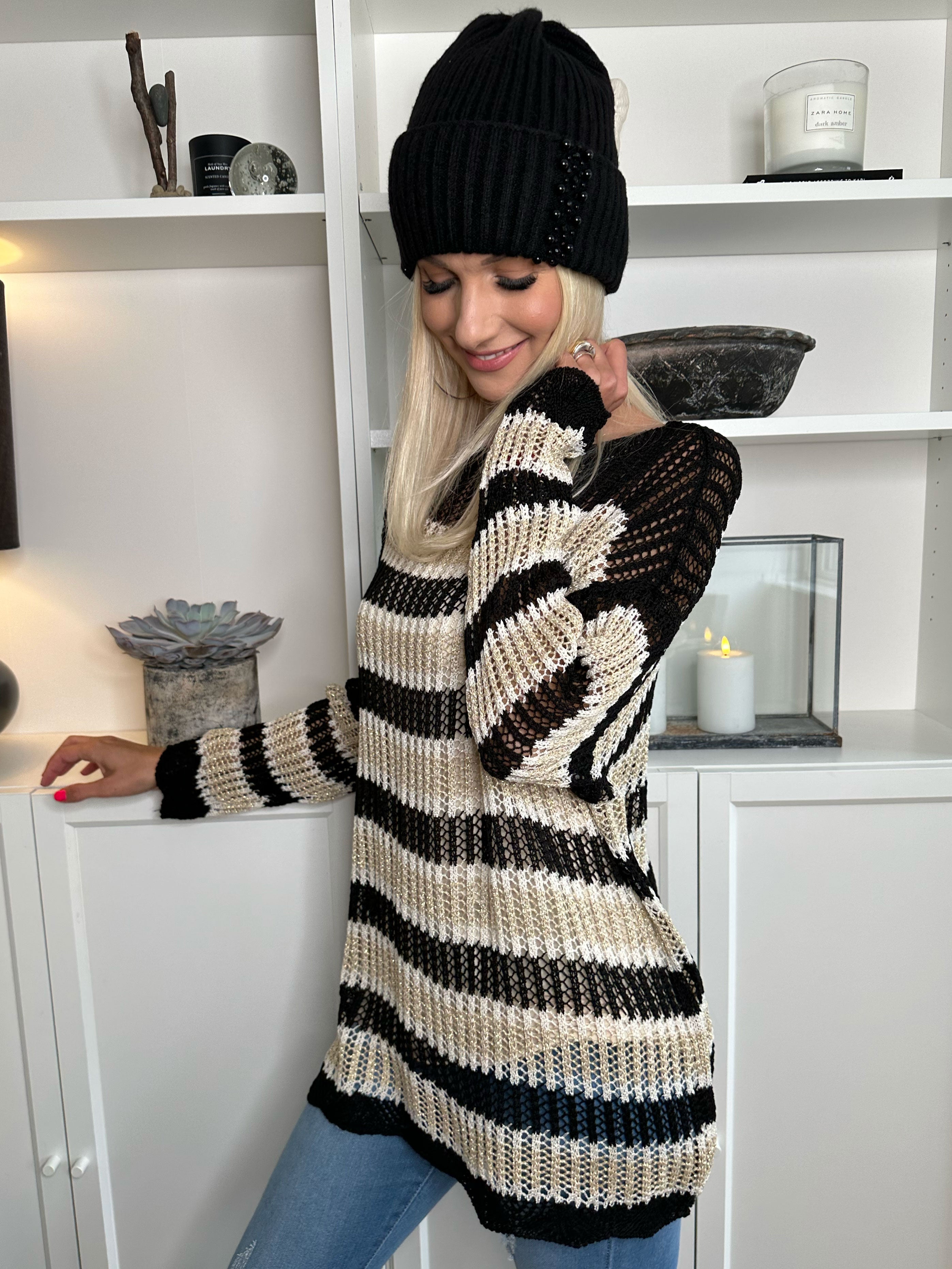 Ania - Stribet strikbluse med huller