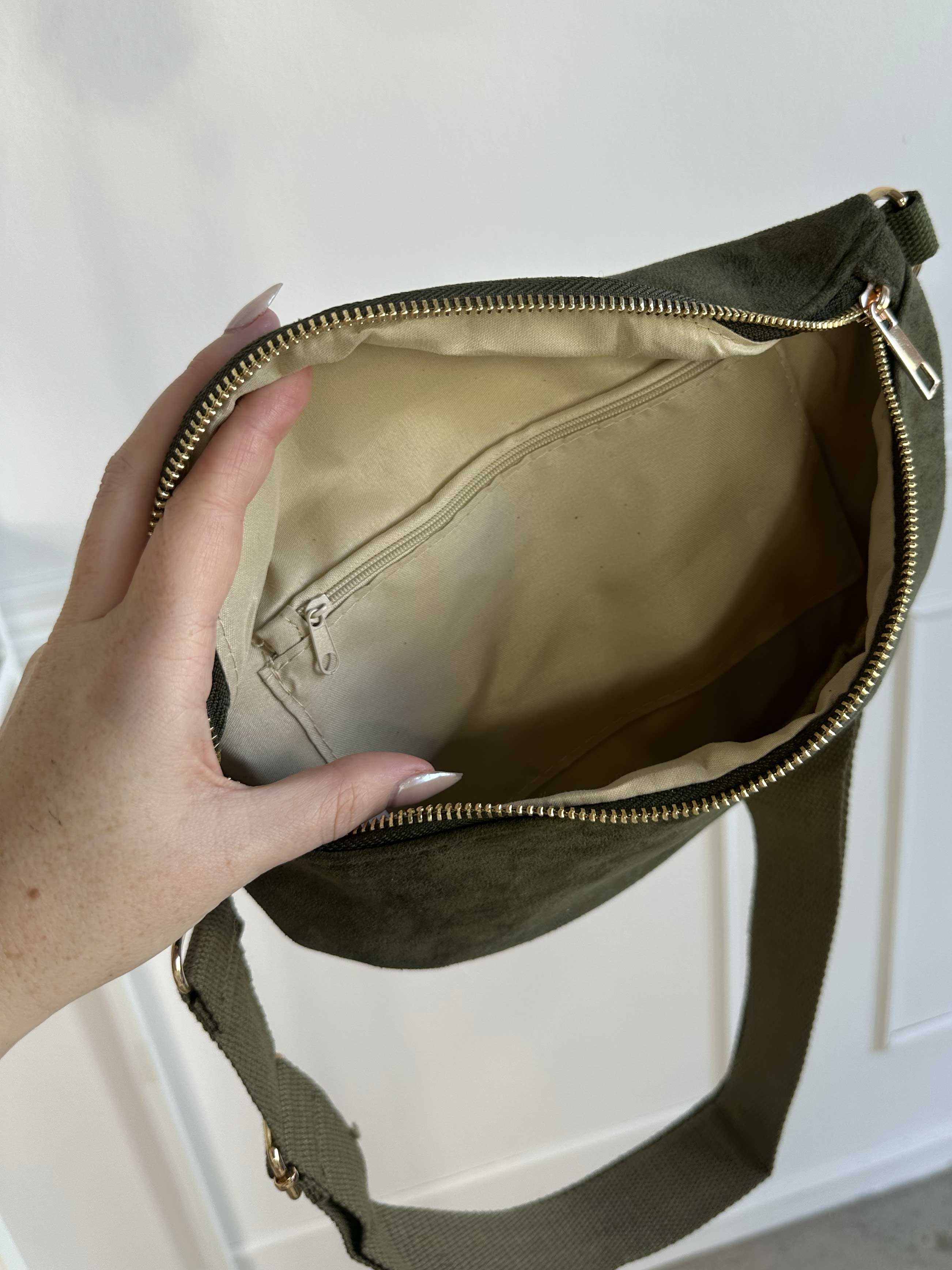 Belicia - Lille crossbody taske i ruskindslook