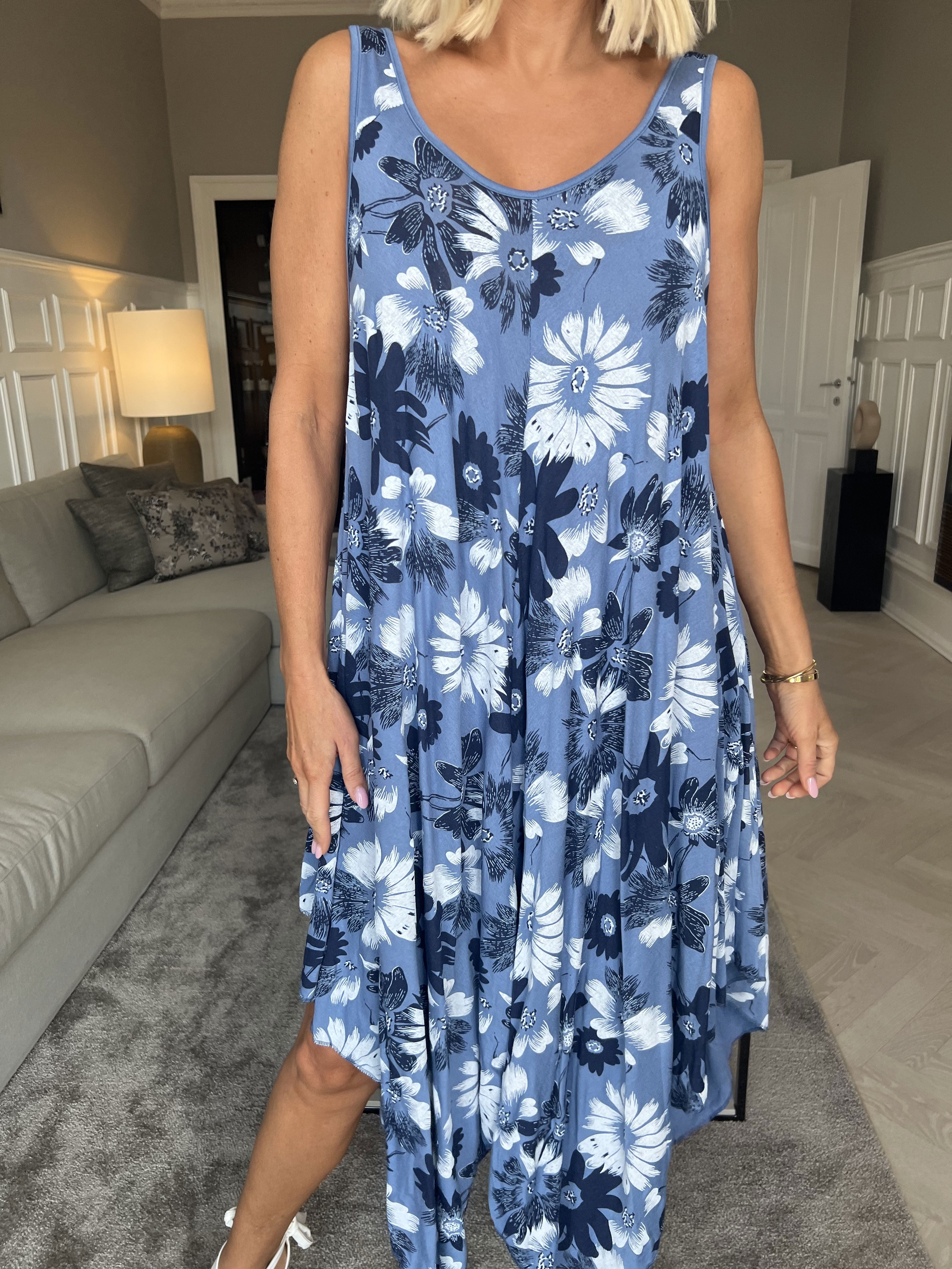 Blair - Luftig kjole i viskose med blomsterprint