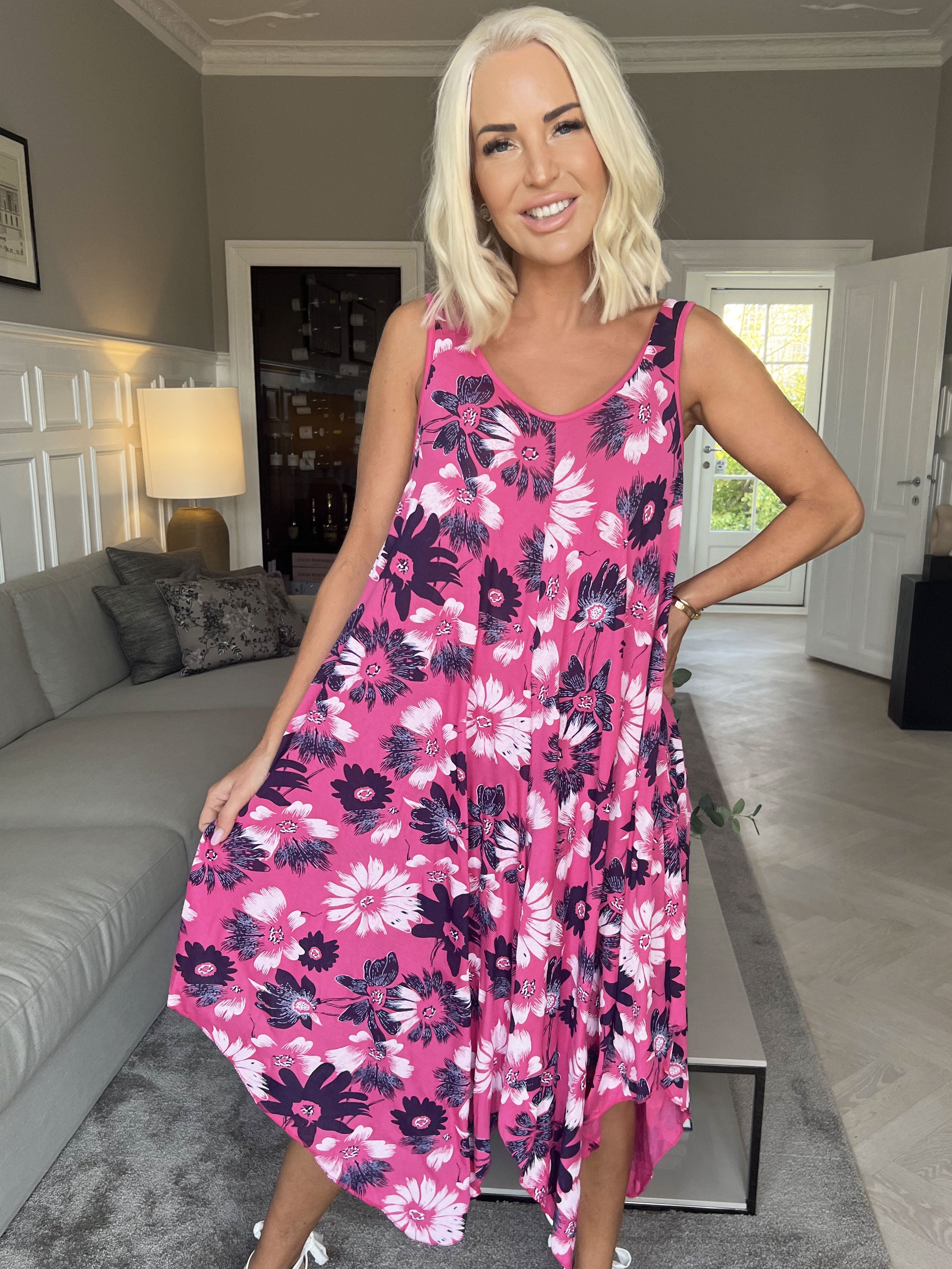 Blair - Luftig kjole i viskose med blomsterprint