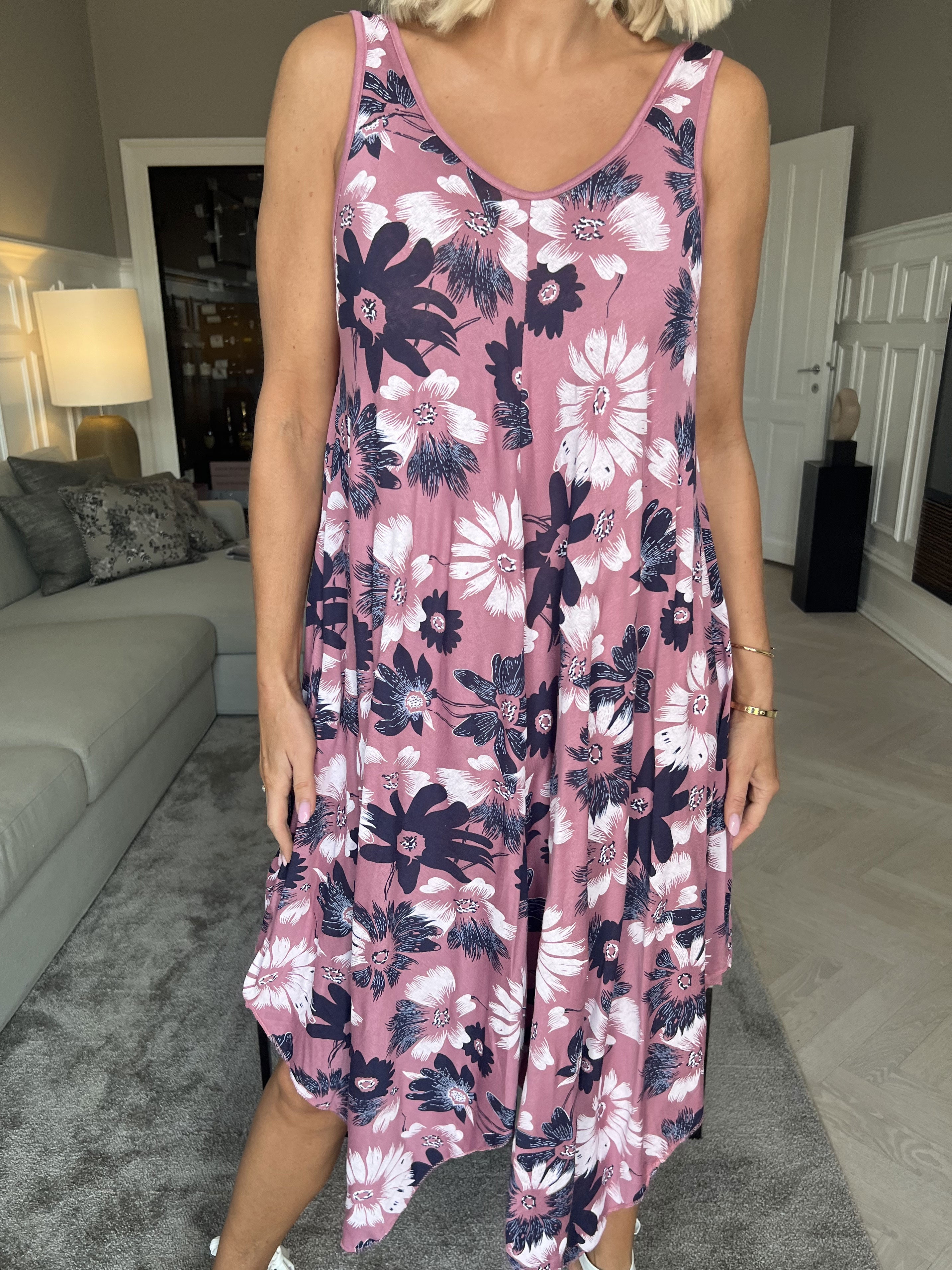 Blair - Luftig kjole i viskose med blomsterprint