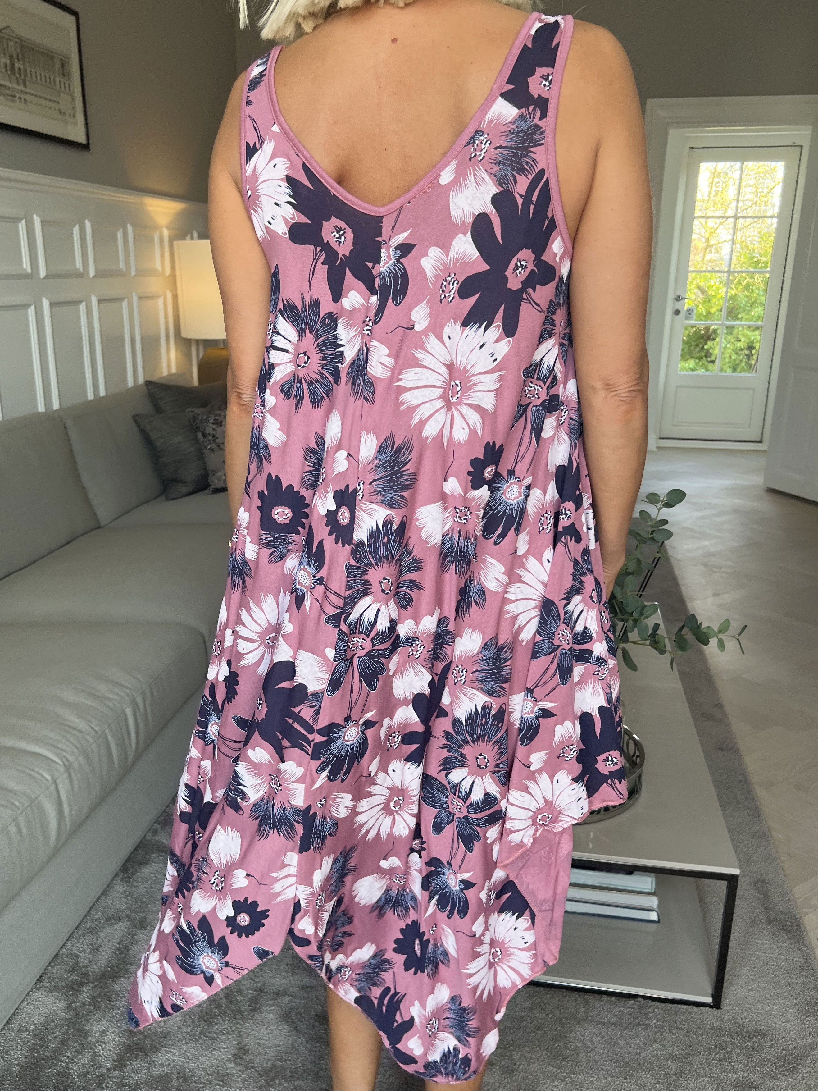 Blair - Luftig kjole i viskose med blomsterprint