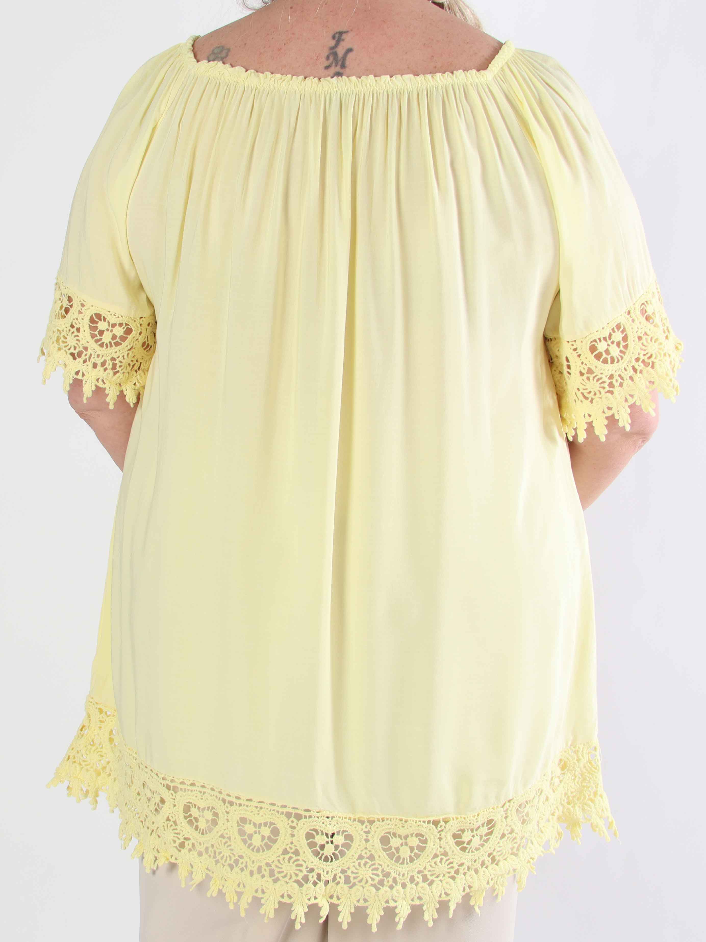 Carnelia - Plus size tunikakjole i viskose med broderet kanter