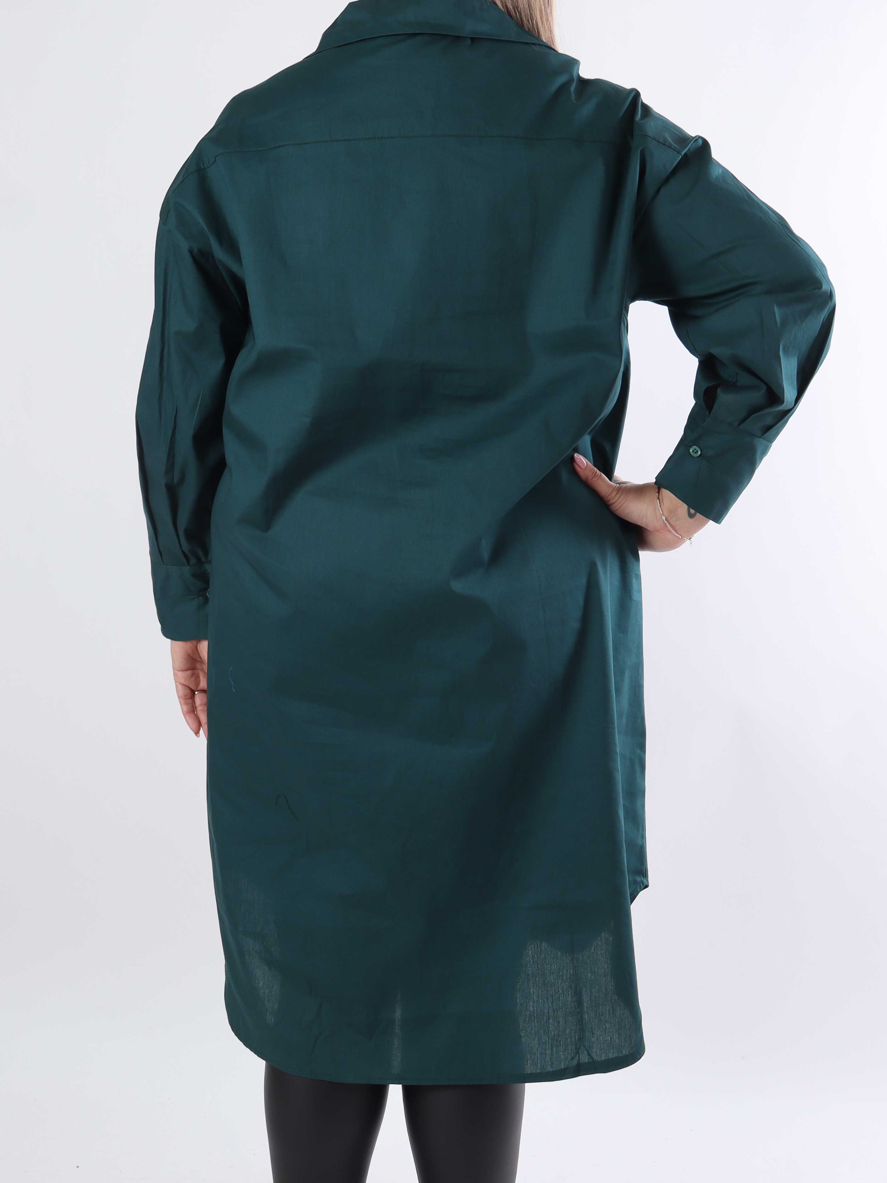 Ceylan - Lang plus size plain skjortekjole i bomuld