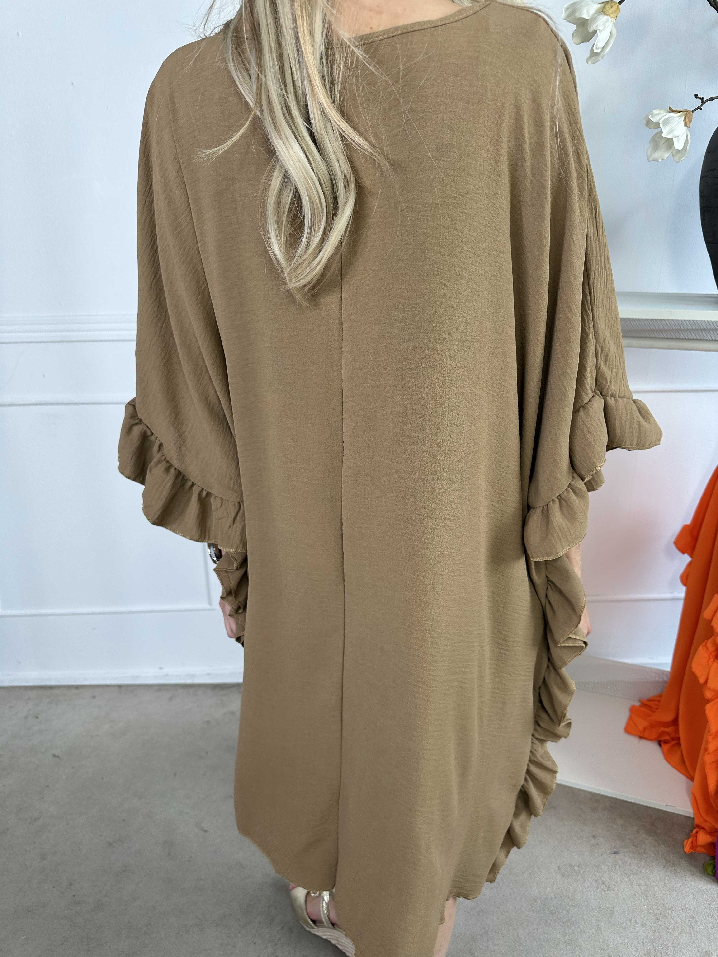 Cille - Sød tunika med flæsekanter i siderne