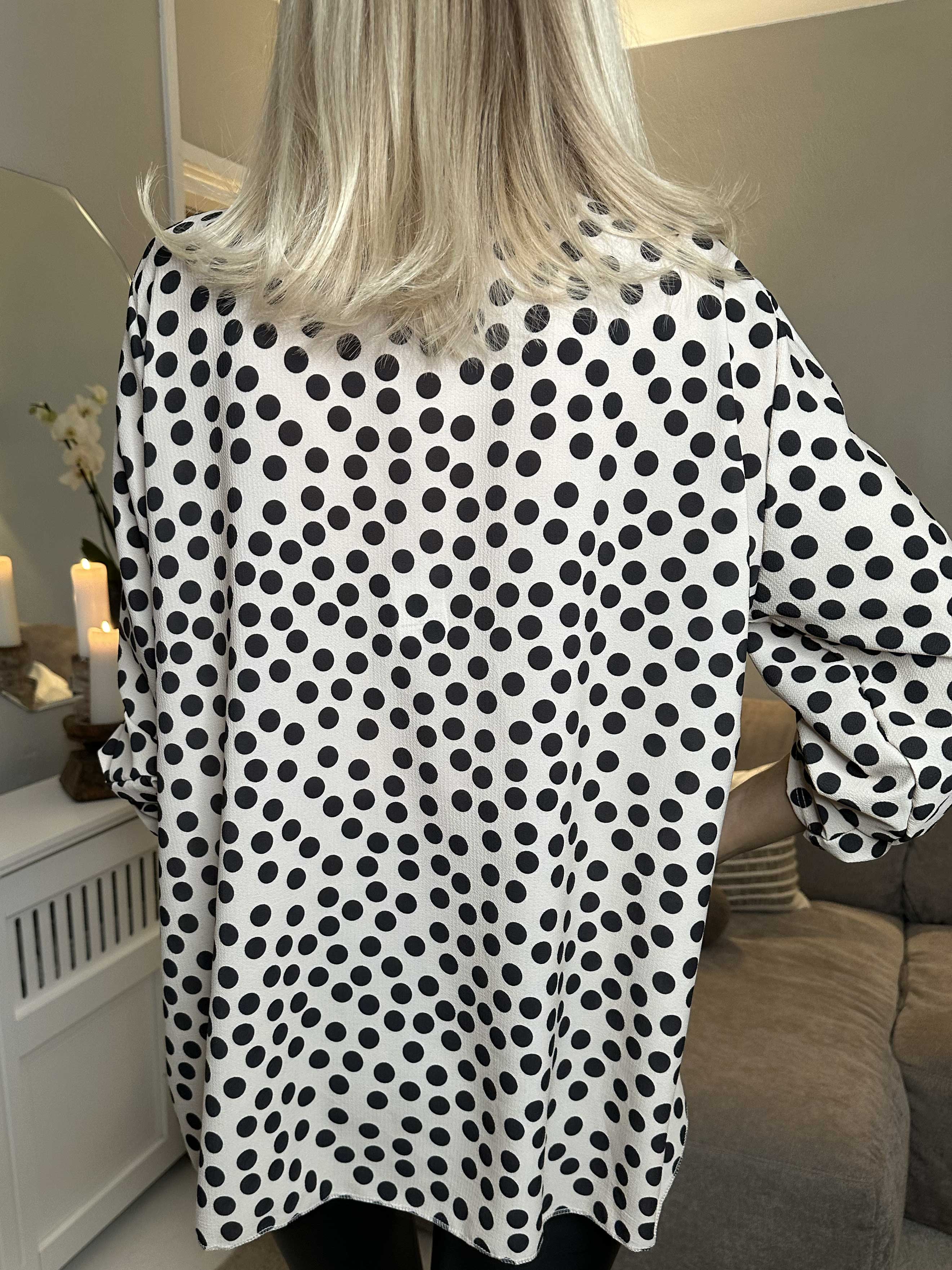 Claudia Dot - Tunika med prikker og lynlås