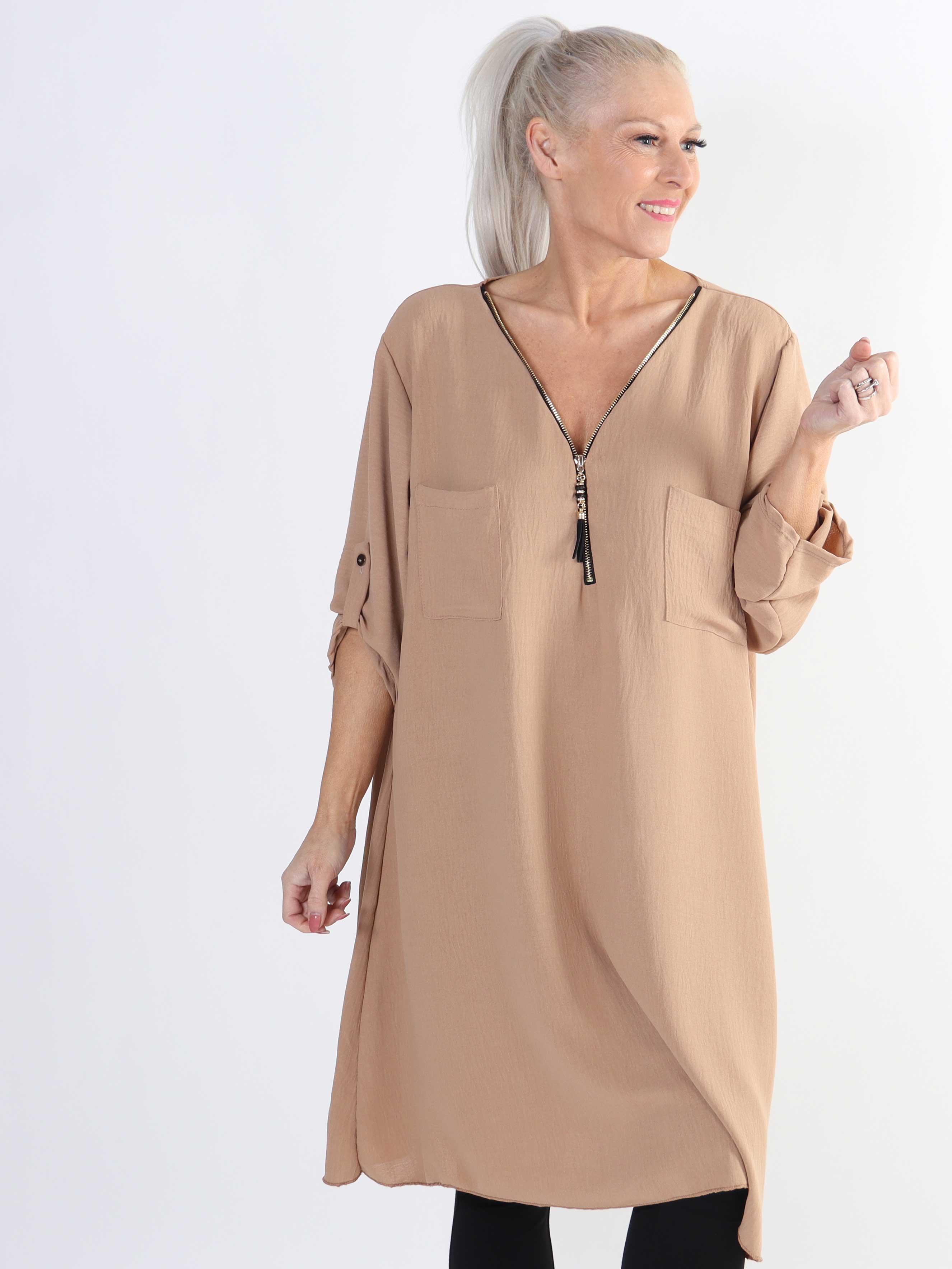 Claudia Dress - Plus size tunikakjole med lynlås og lommer