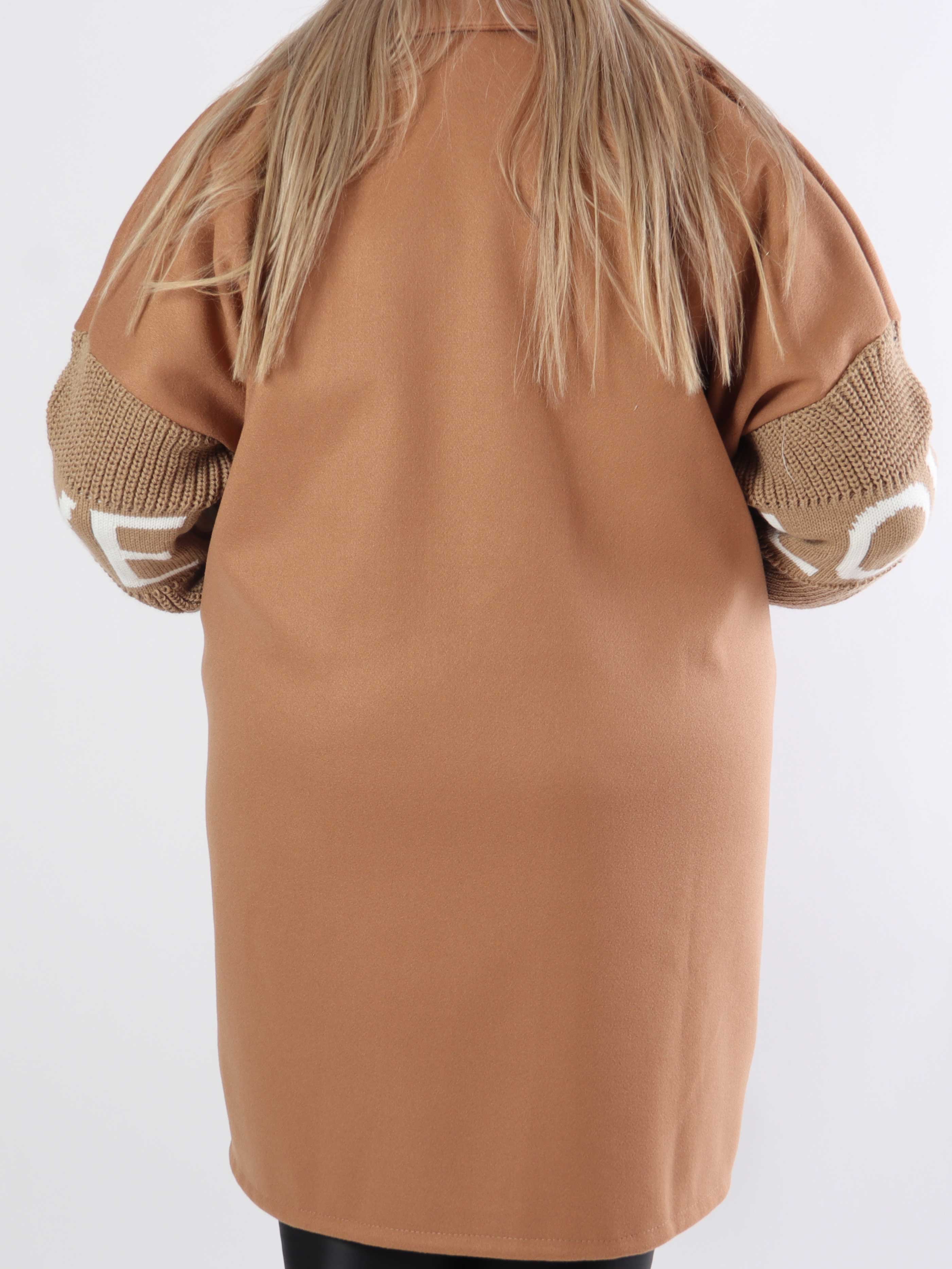 Debbie Short - Plus size jakke med strikærmer