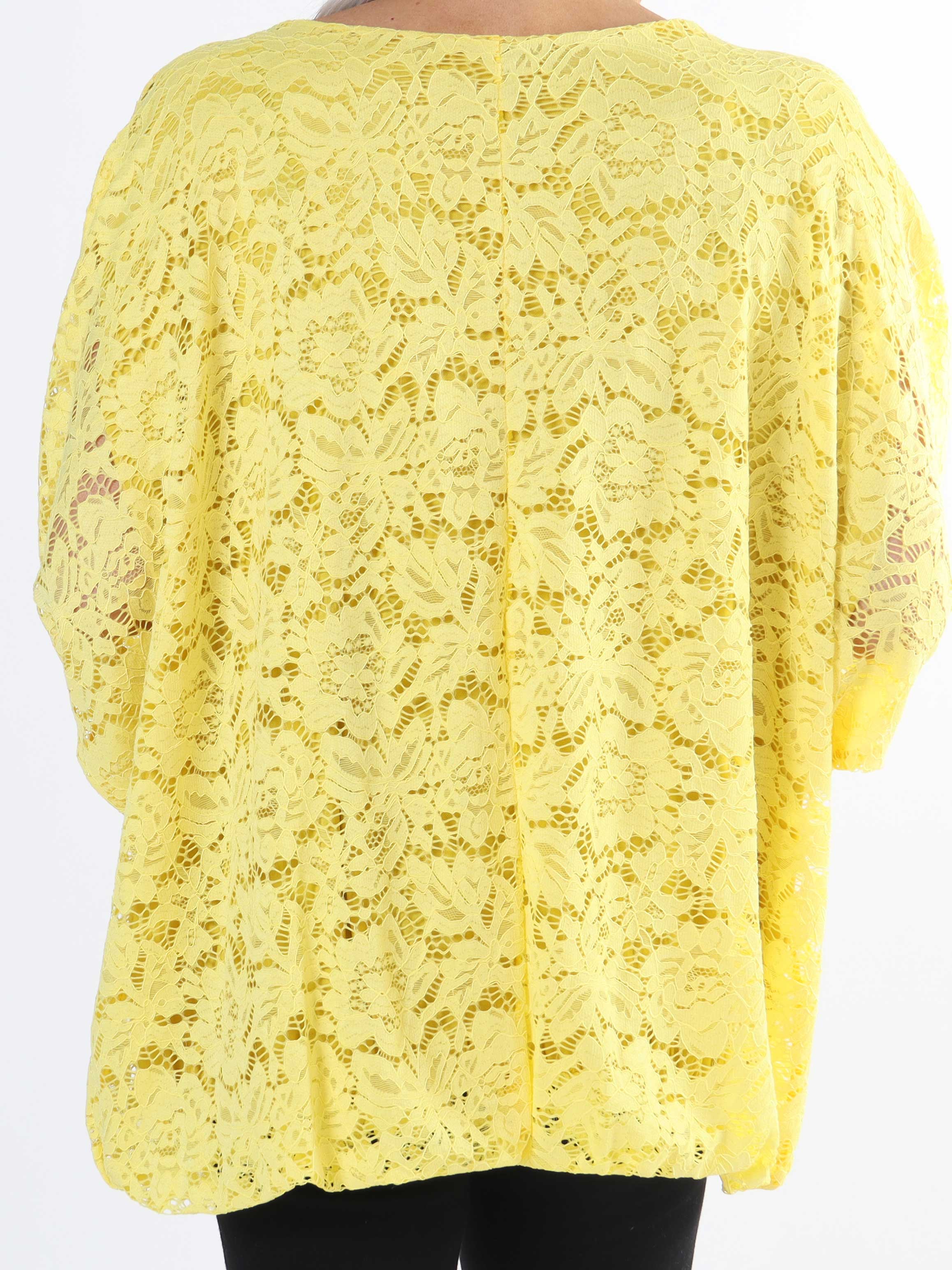 Destiny Lace - Plus size bluse i blonde med flagermusærmer