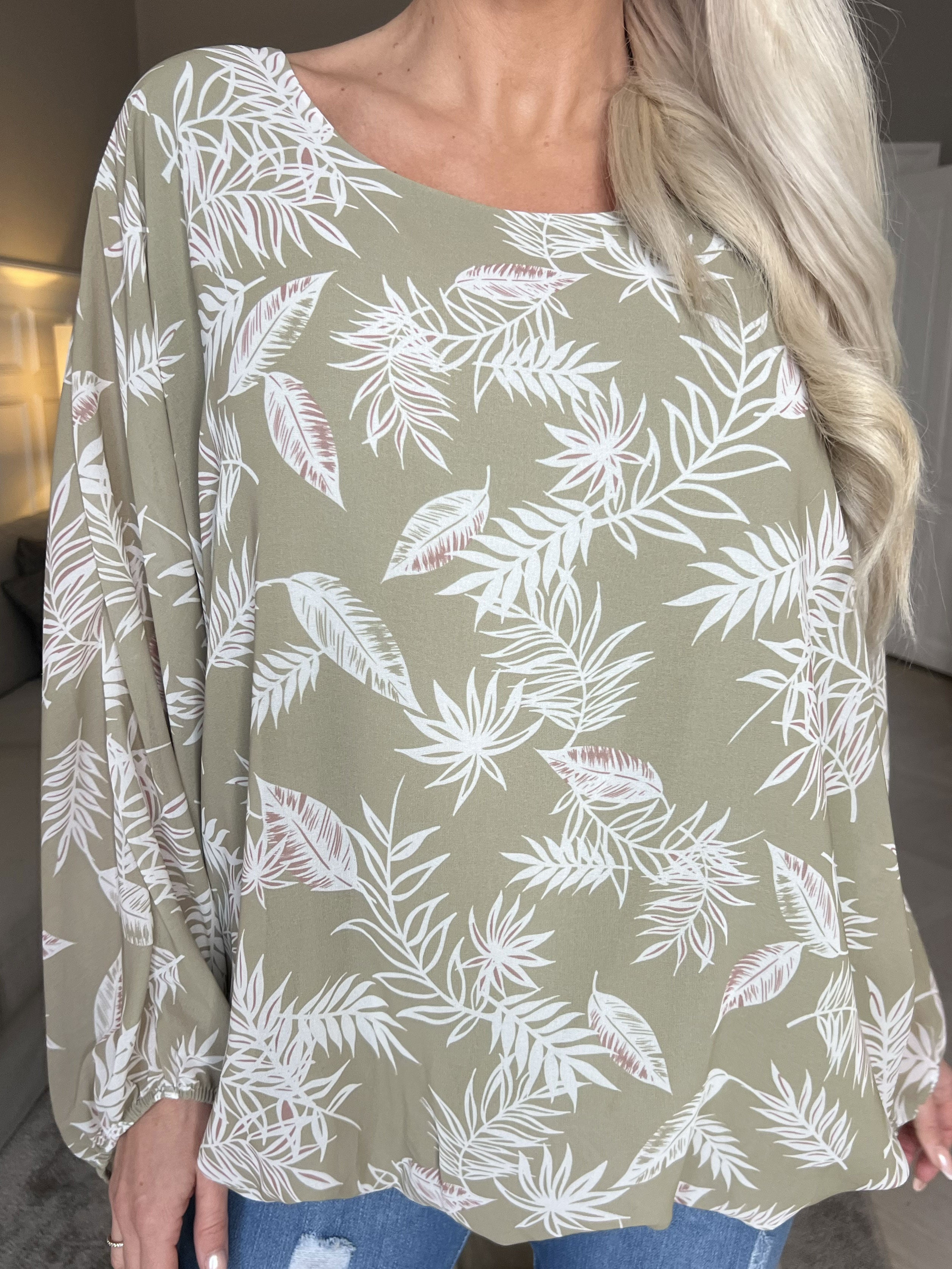 Destiny Leaf - Bluse i chiffon med bladmønster