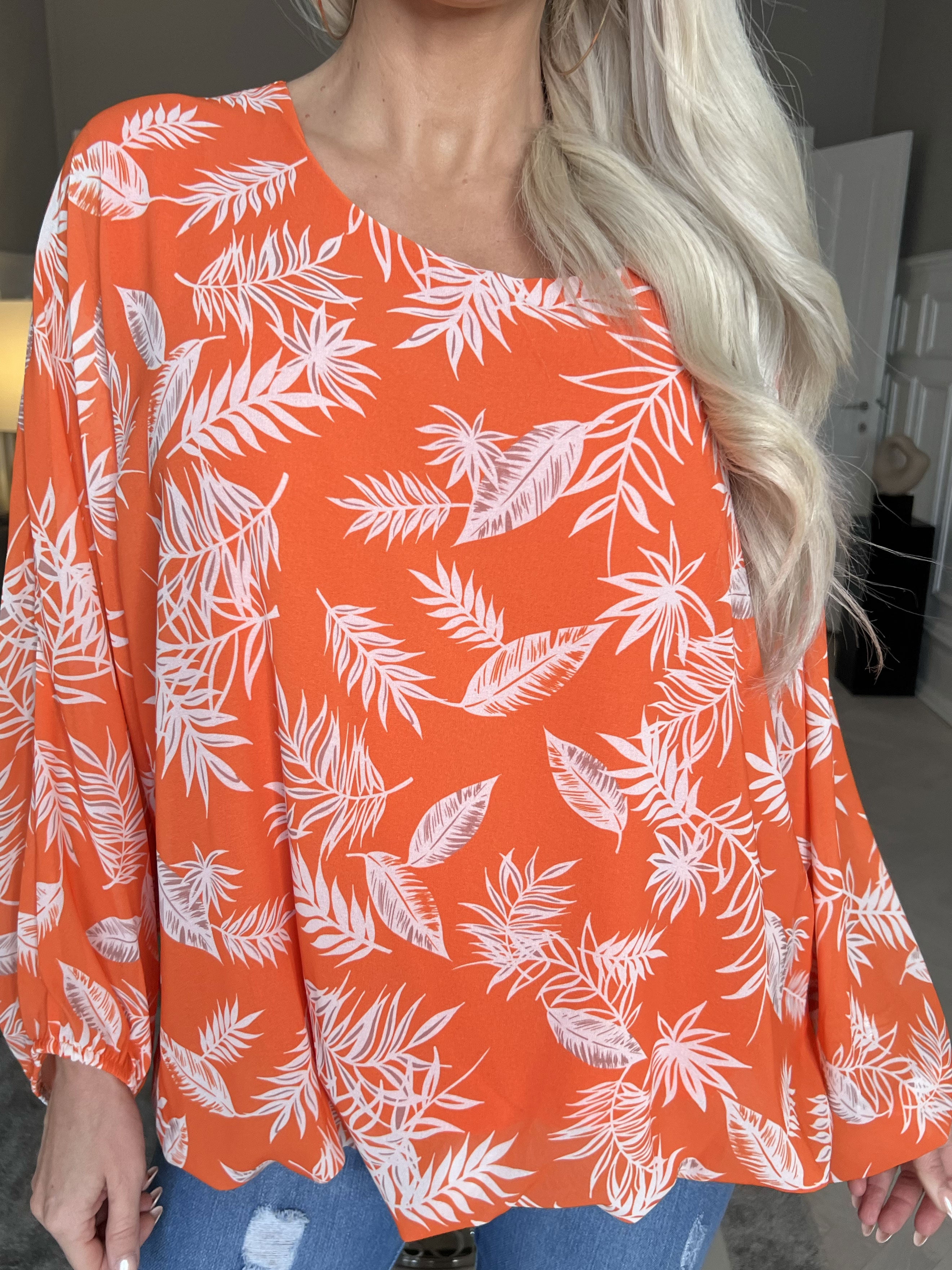 Destiny Leaf - Bluse i chiffon med bladmønster