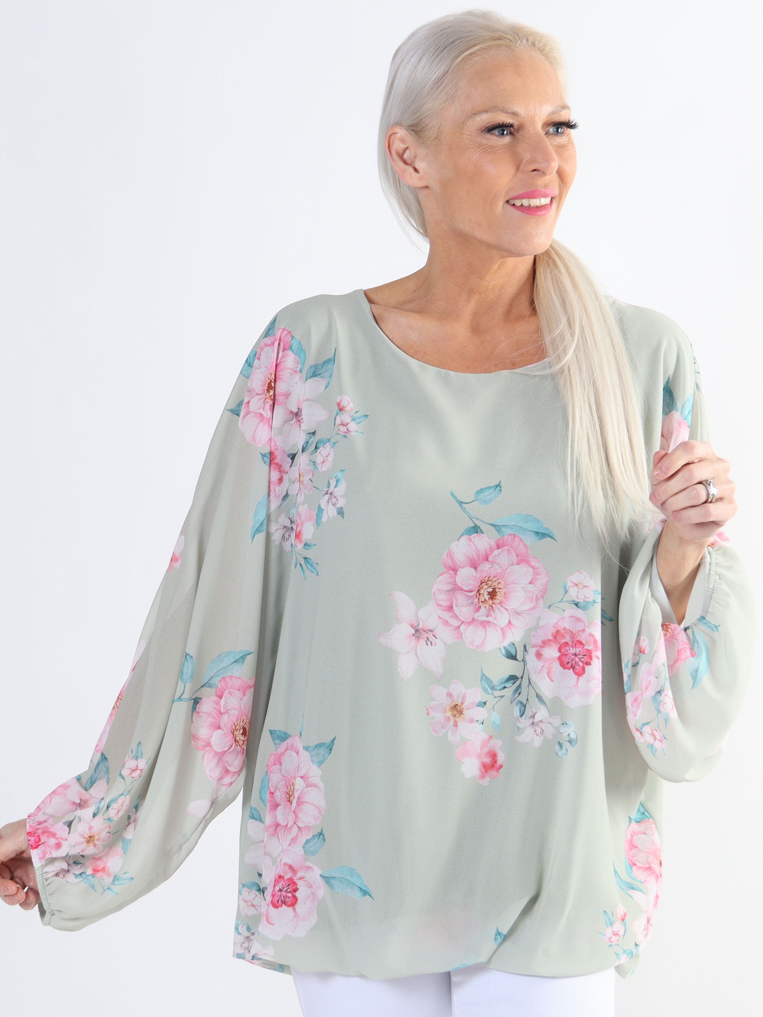 Destiny Rose - Plus size bluse i chiffon med bonderoser