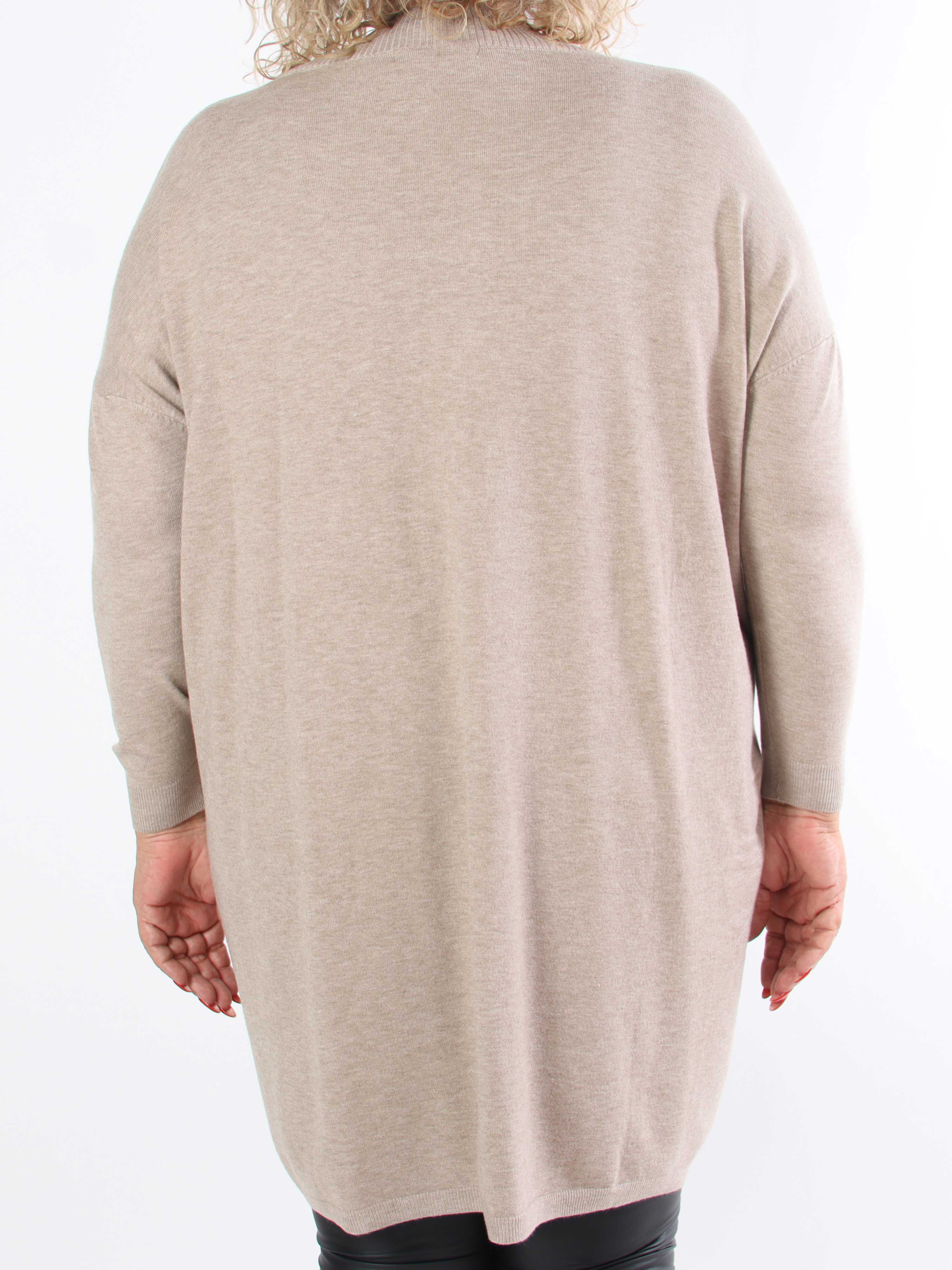 Dima - Blød plus size strikkjole med lommer