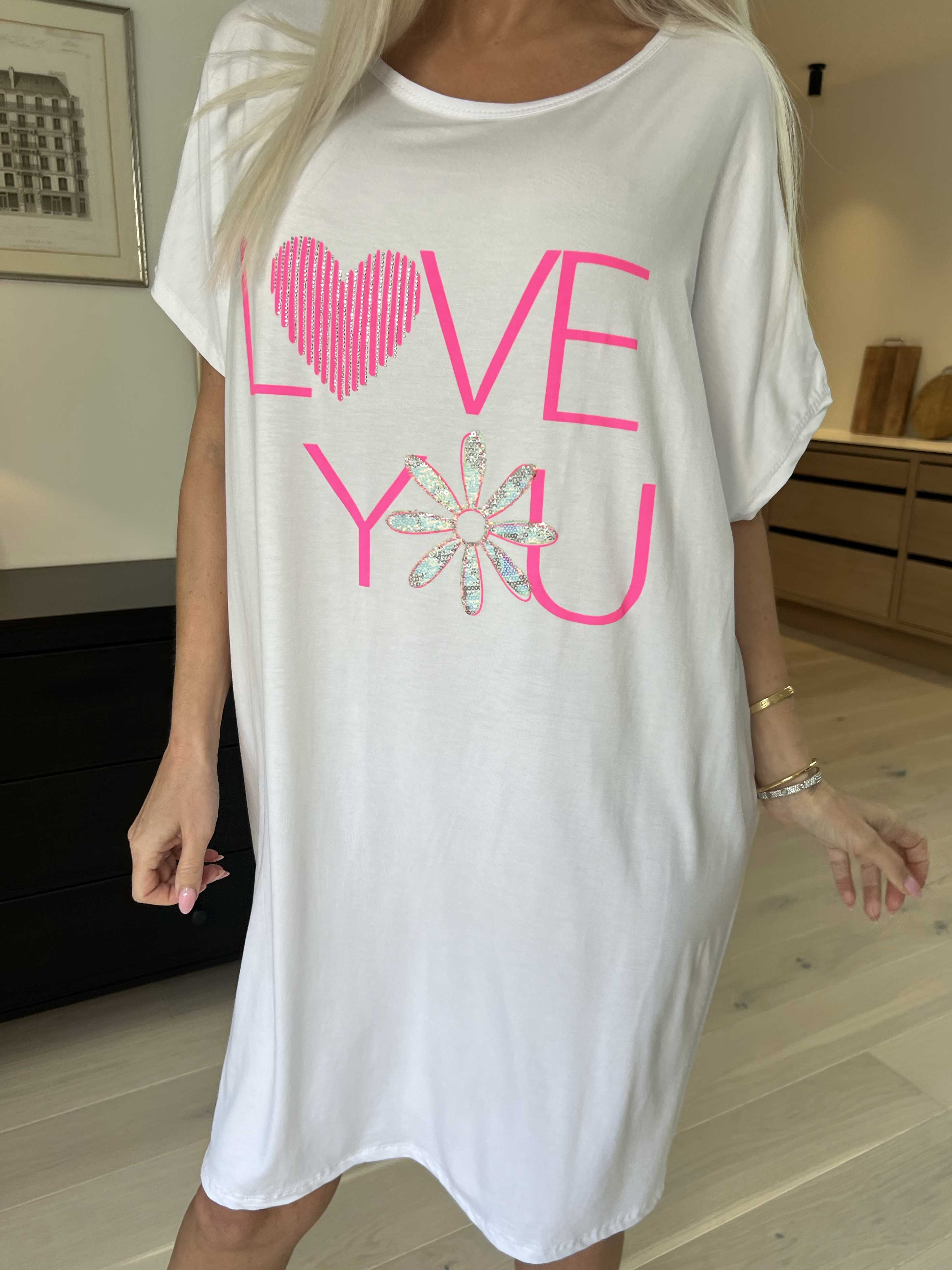 Edina - T-shirtkjole i viskoseblanding med tryk