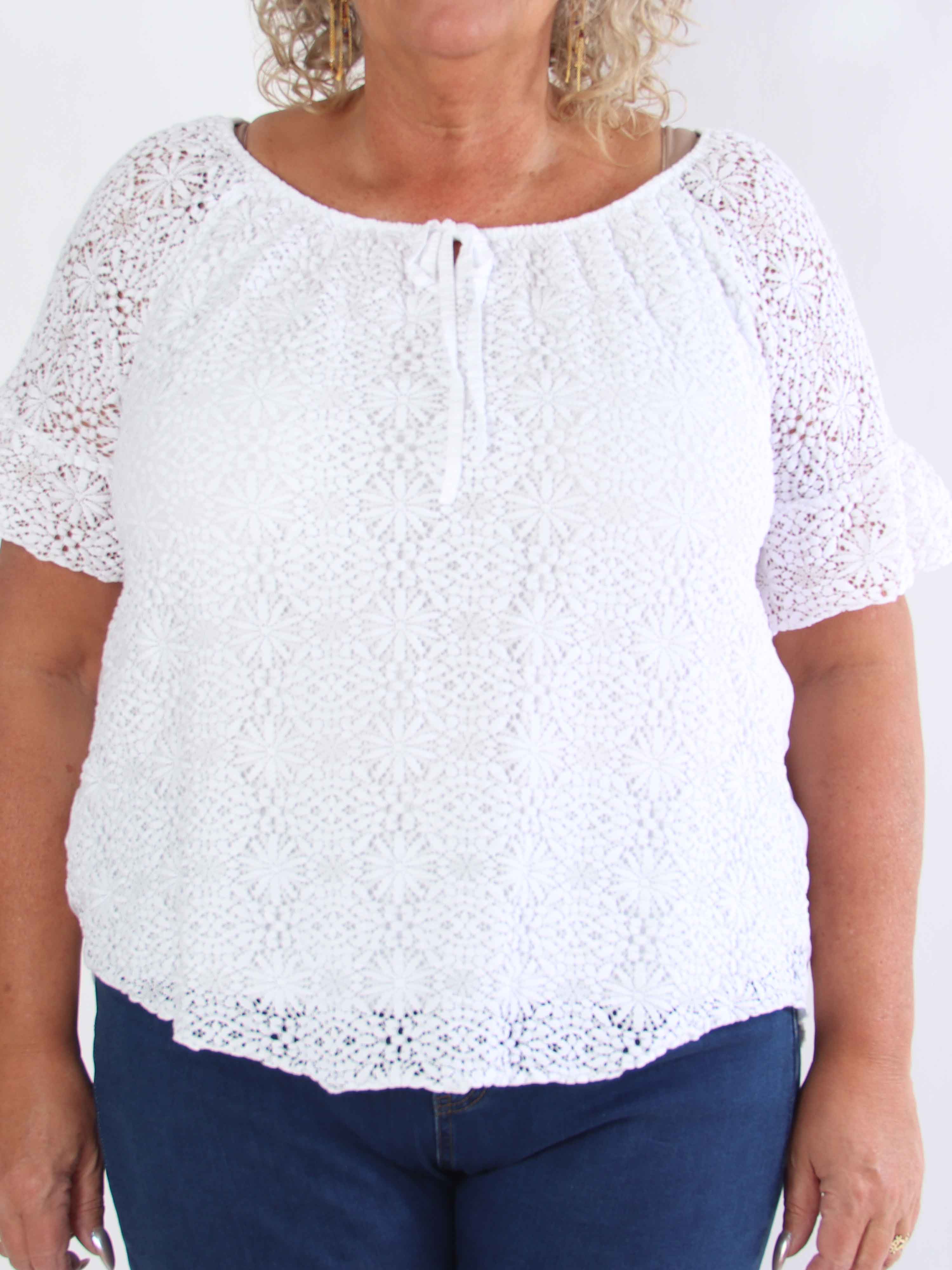 Elisa - Plus size tunika i bomuld med blonde og elastikkant i udskæringen