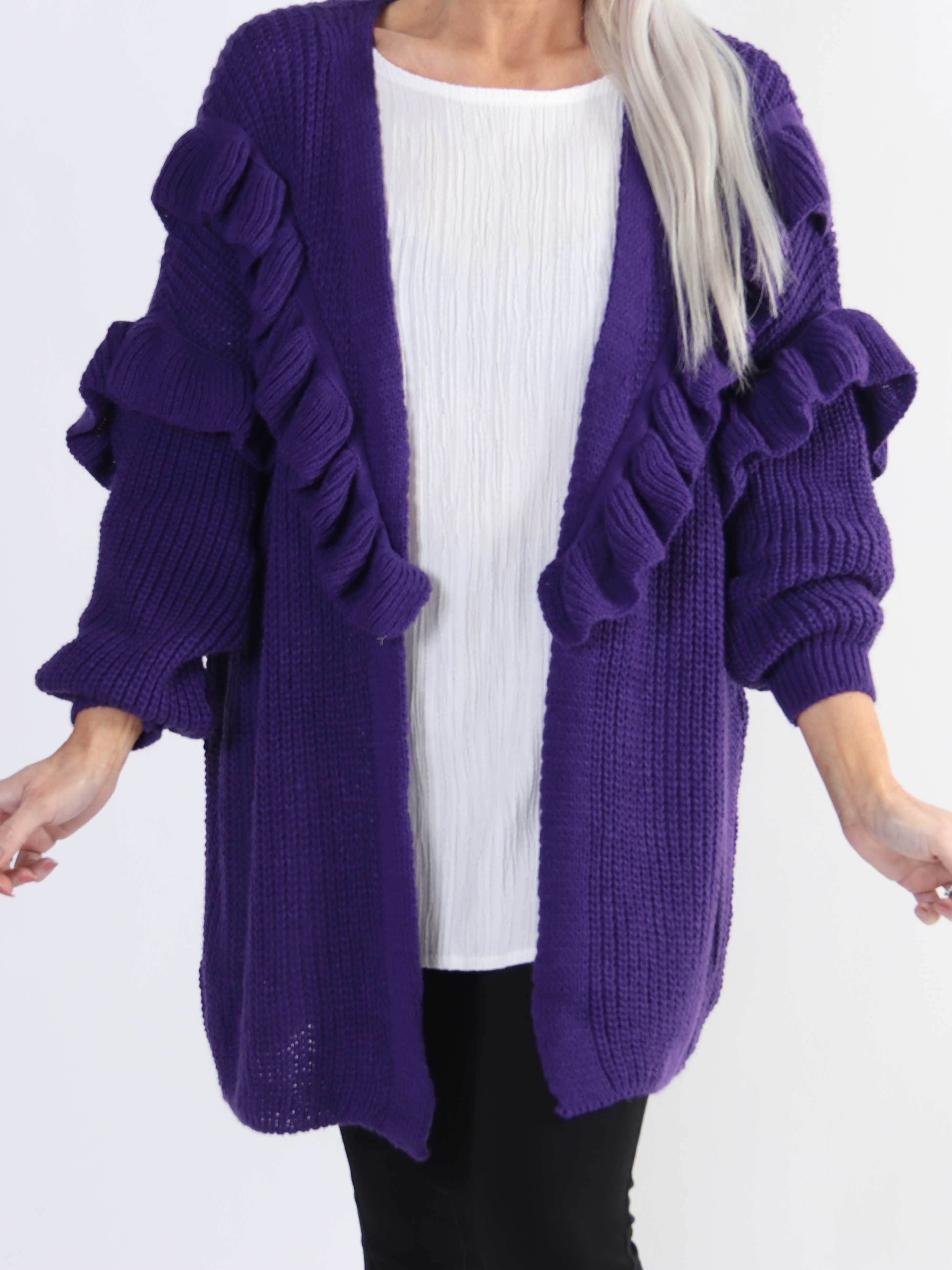 Ellis Cardigan - Lækker plus size strikcardigan med fine flæsedetaljer