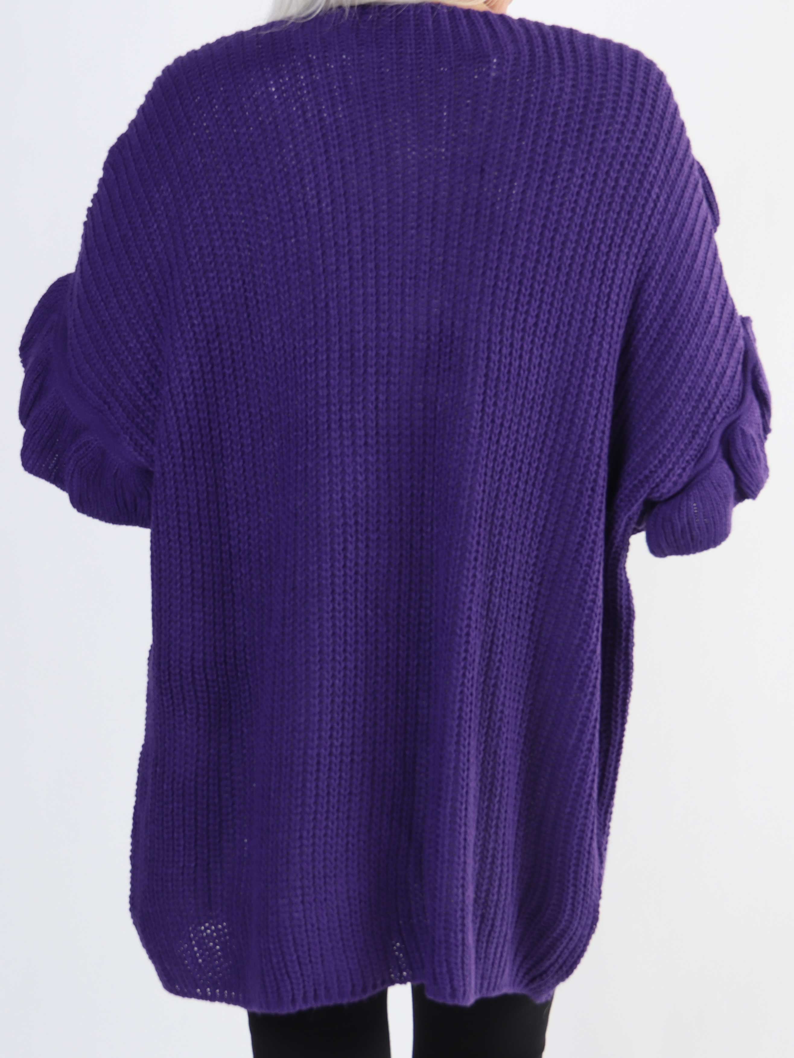 Ellis Cardigan - Lækker plus size strikcardigan med fine flæsedetaljer