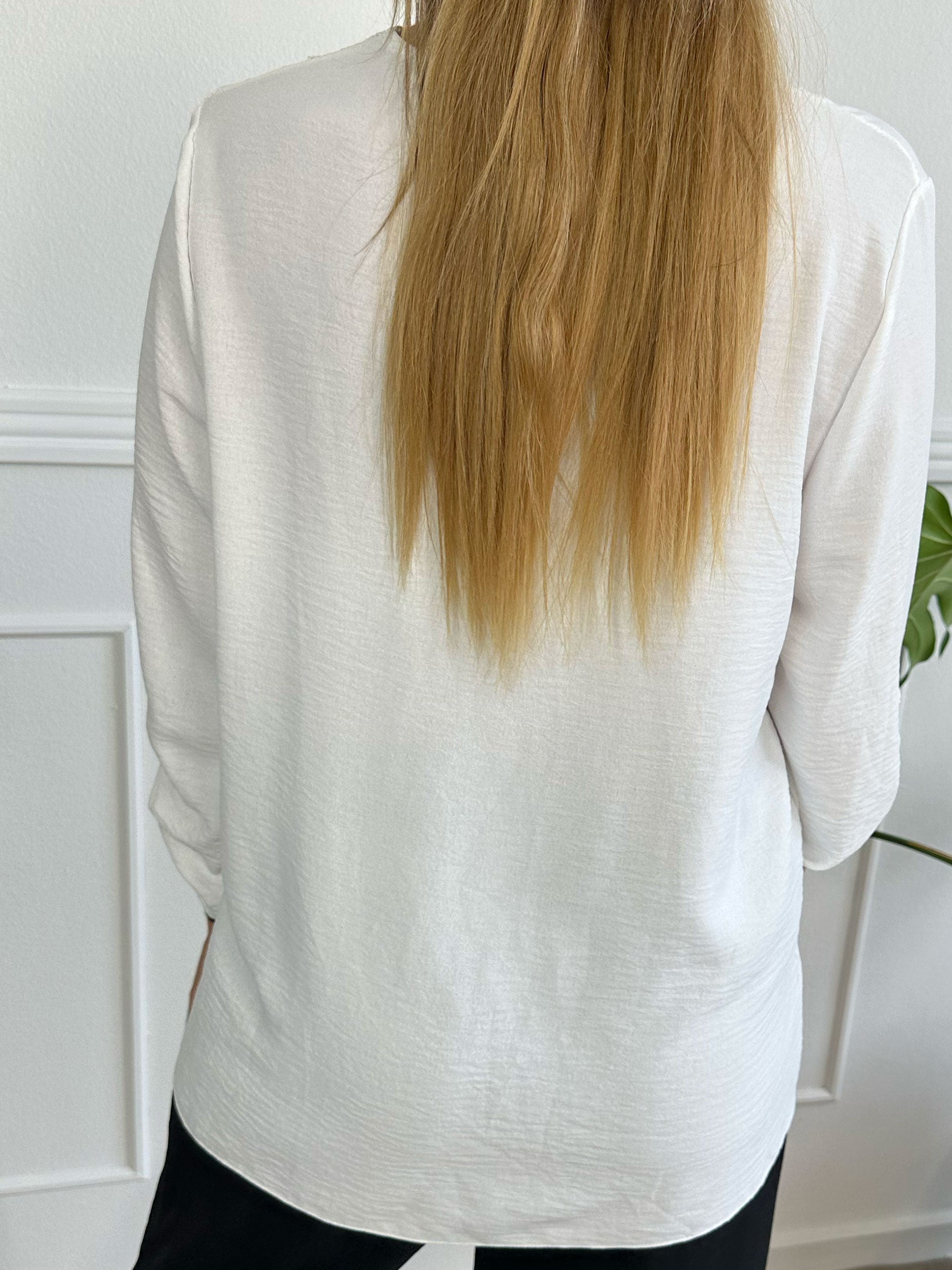 Elly Shirt - Simpel bluse med blondekant