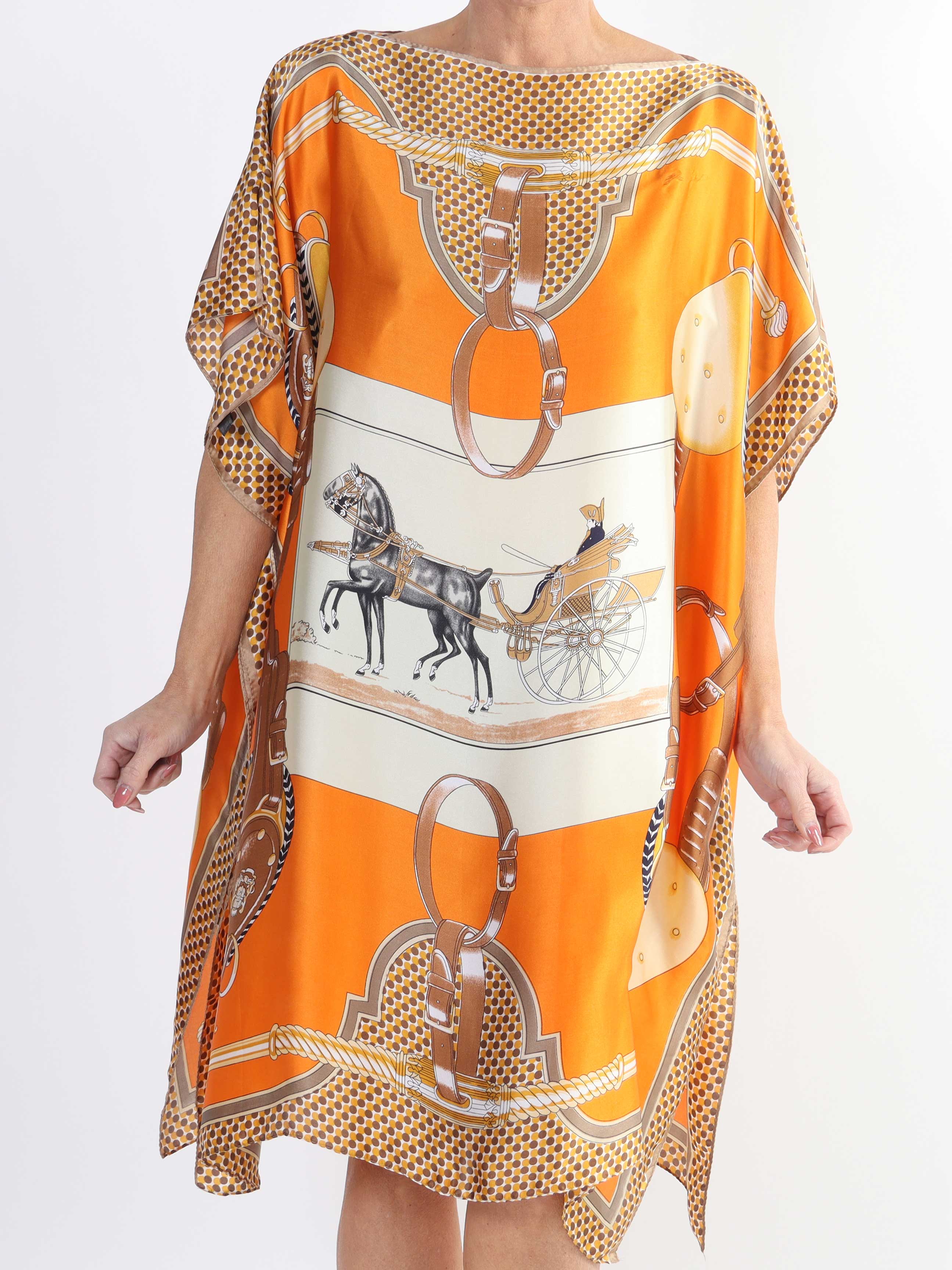 Emily - Let og luftig plus size tunika i viskose og silke