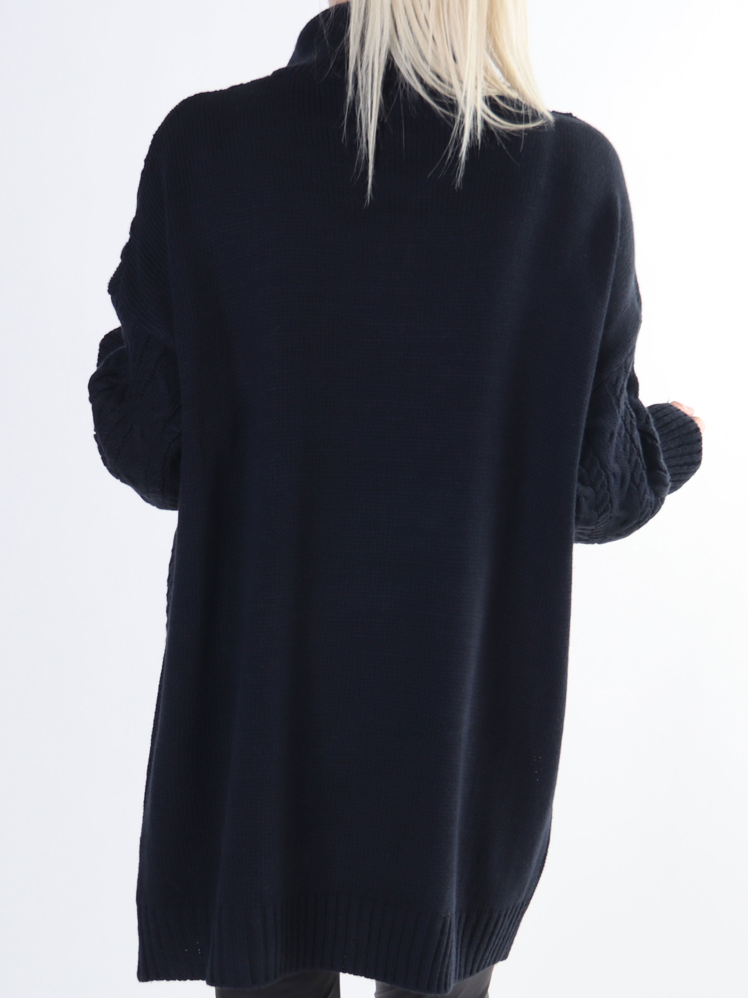 Esly - Plus size striktrøje i kabelstrik med lynlås