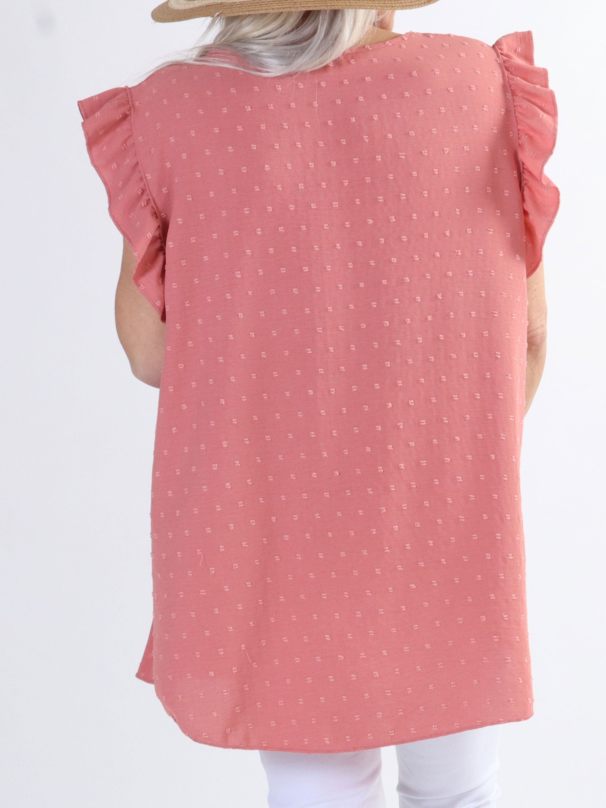 Evig - Sød plus size tunika med prikker og flæseærmer