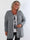 Gladys - Plus size strikcardigan i klassisk kabelstrik med fine træknapper