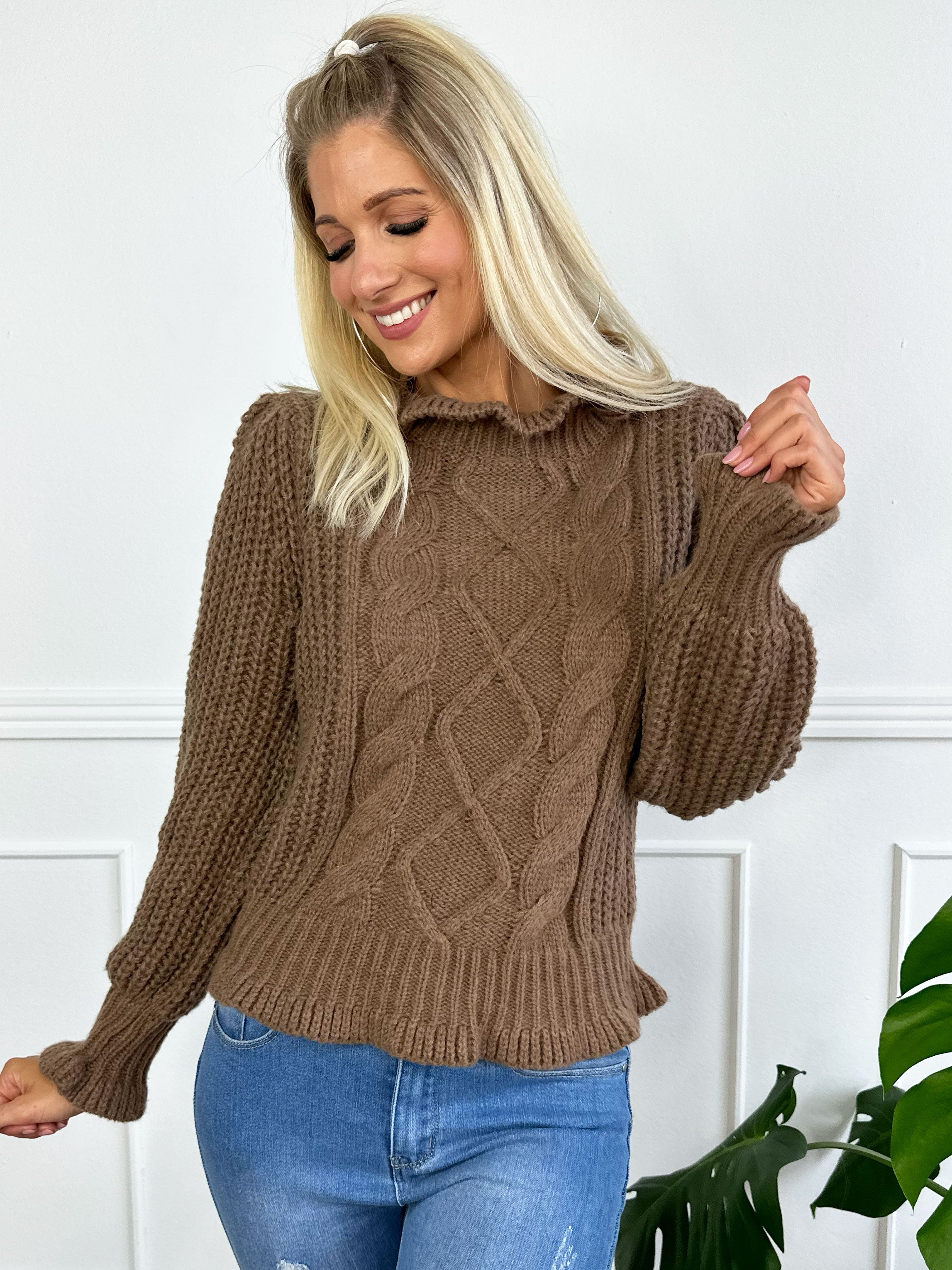 Hella - Tyk striktrøje med søde ballonærmer