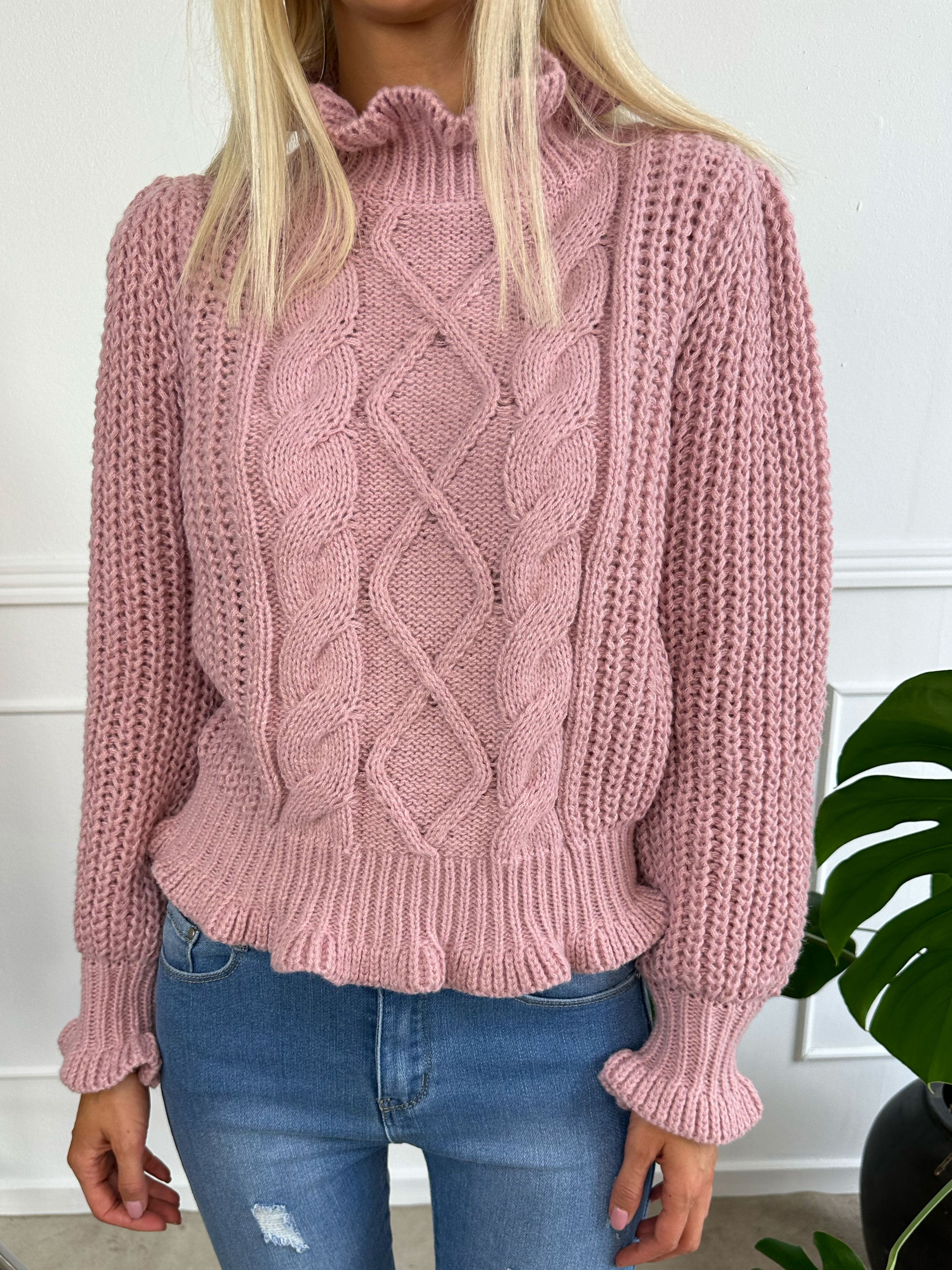 Hella - Tyk striktrøje med søde ballonærmer