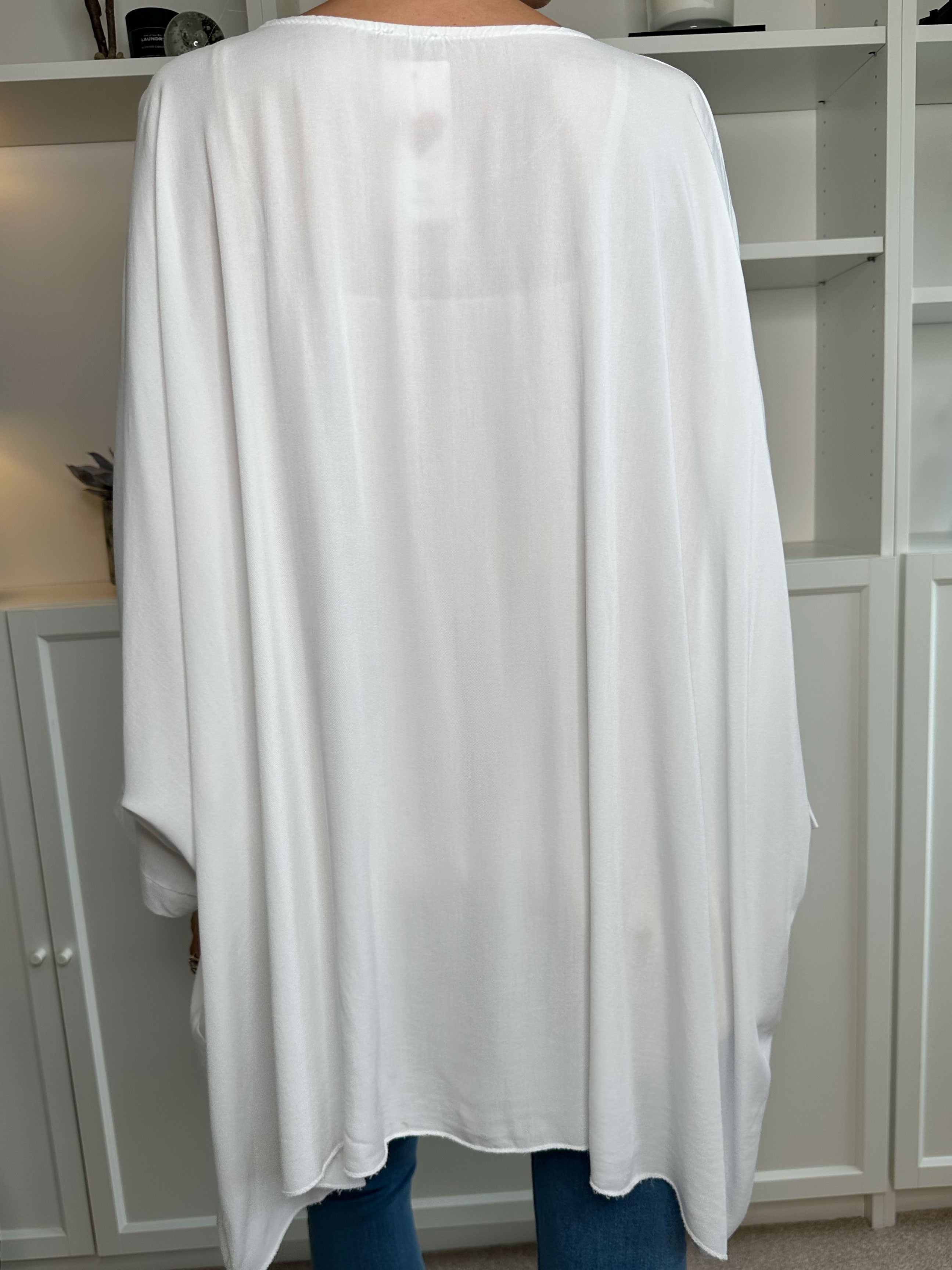 Hope Short - Cool oversize bluse med motiv foran