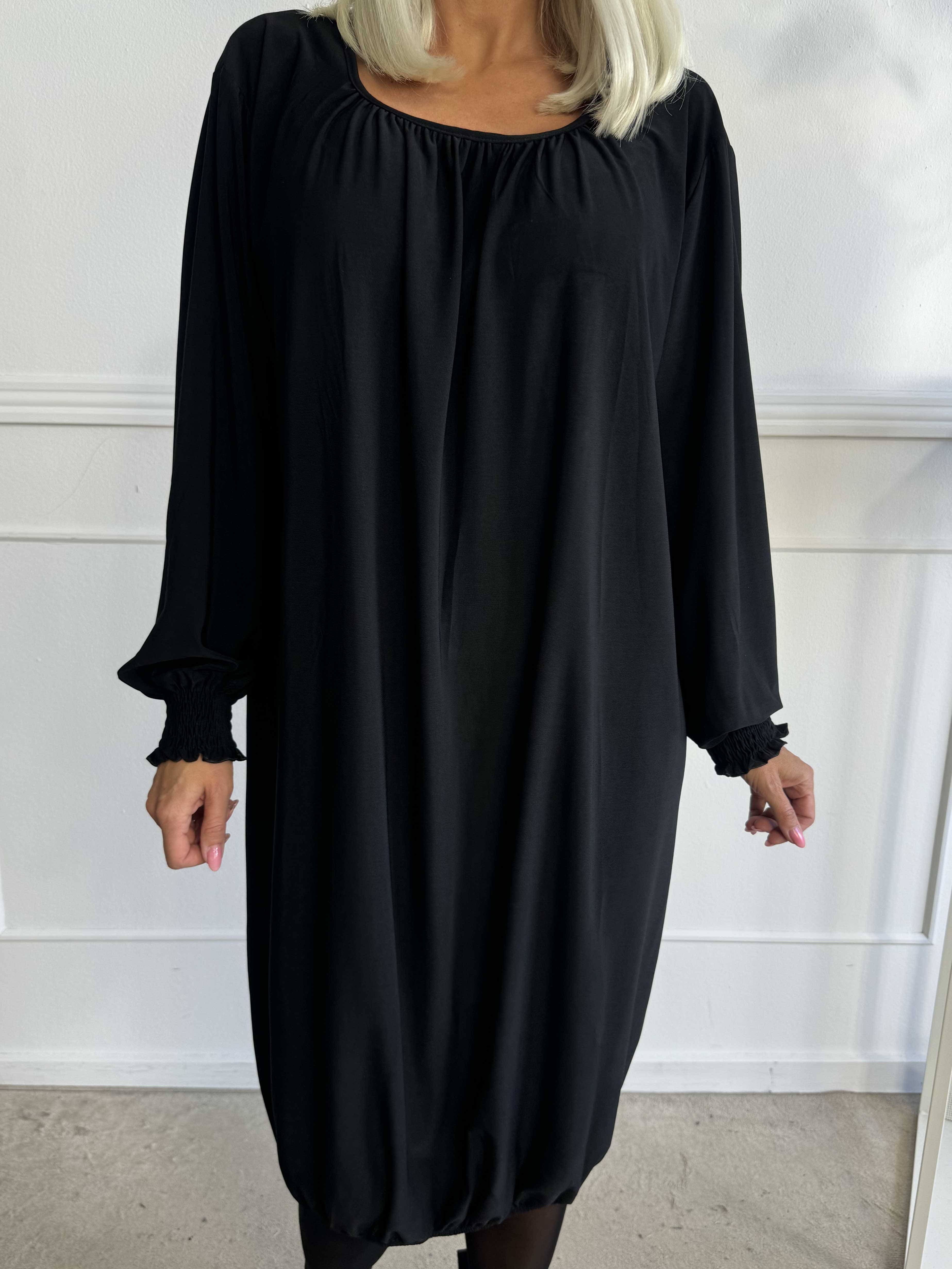 Miracle Plain Dress L/S - Elastisk kjole med lange ærmer
