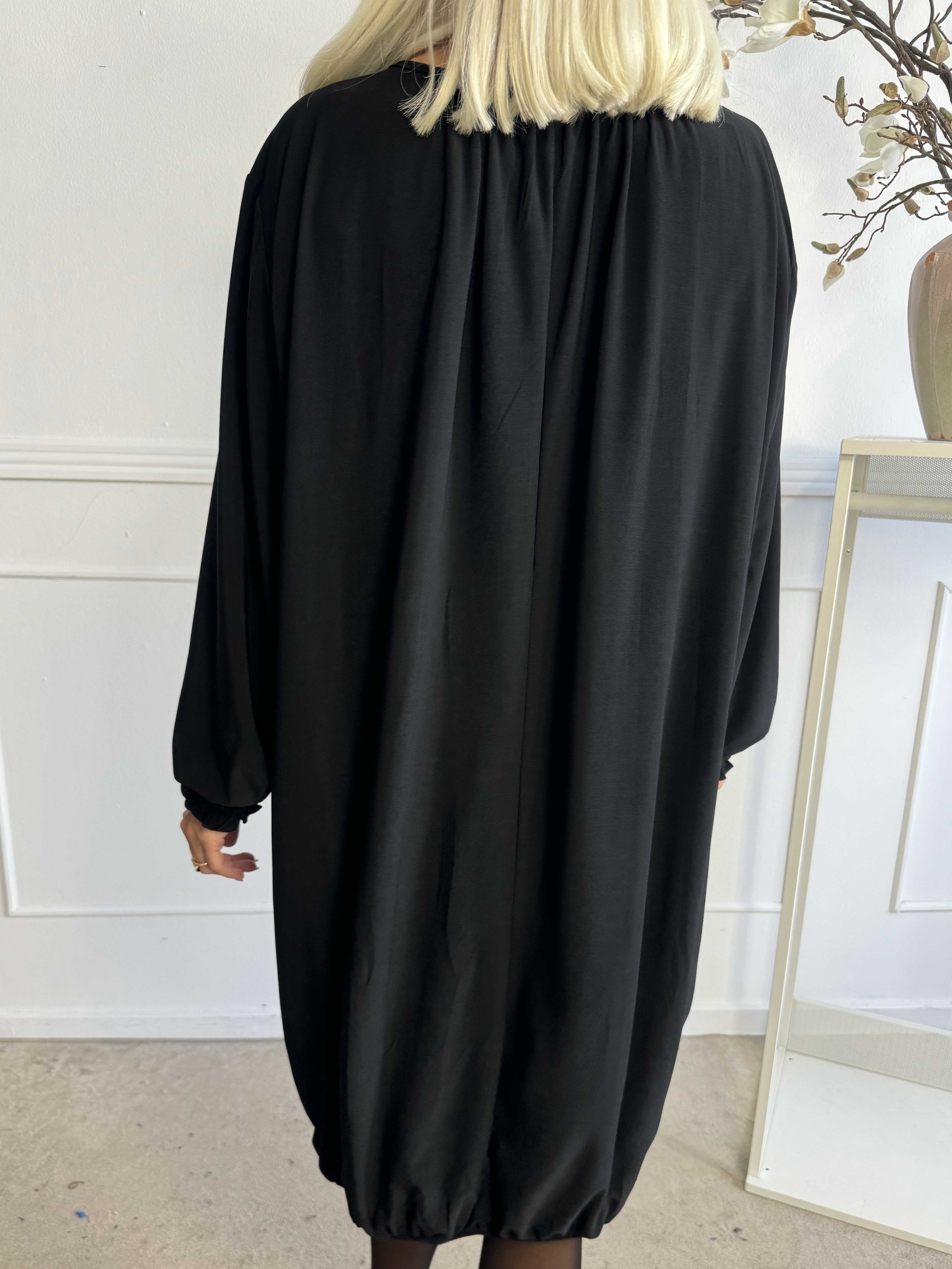 Miracle Plain Dress L/S - Elastisk kjole med lange ærmer