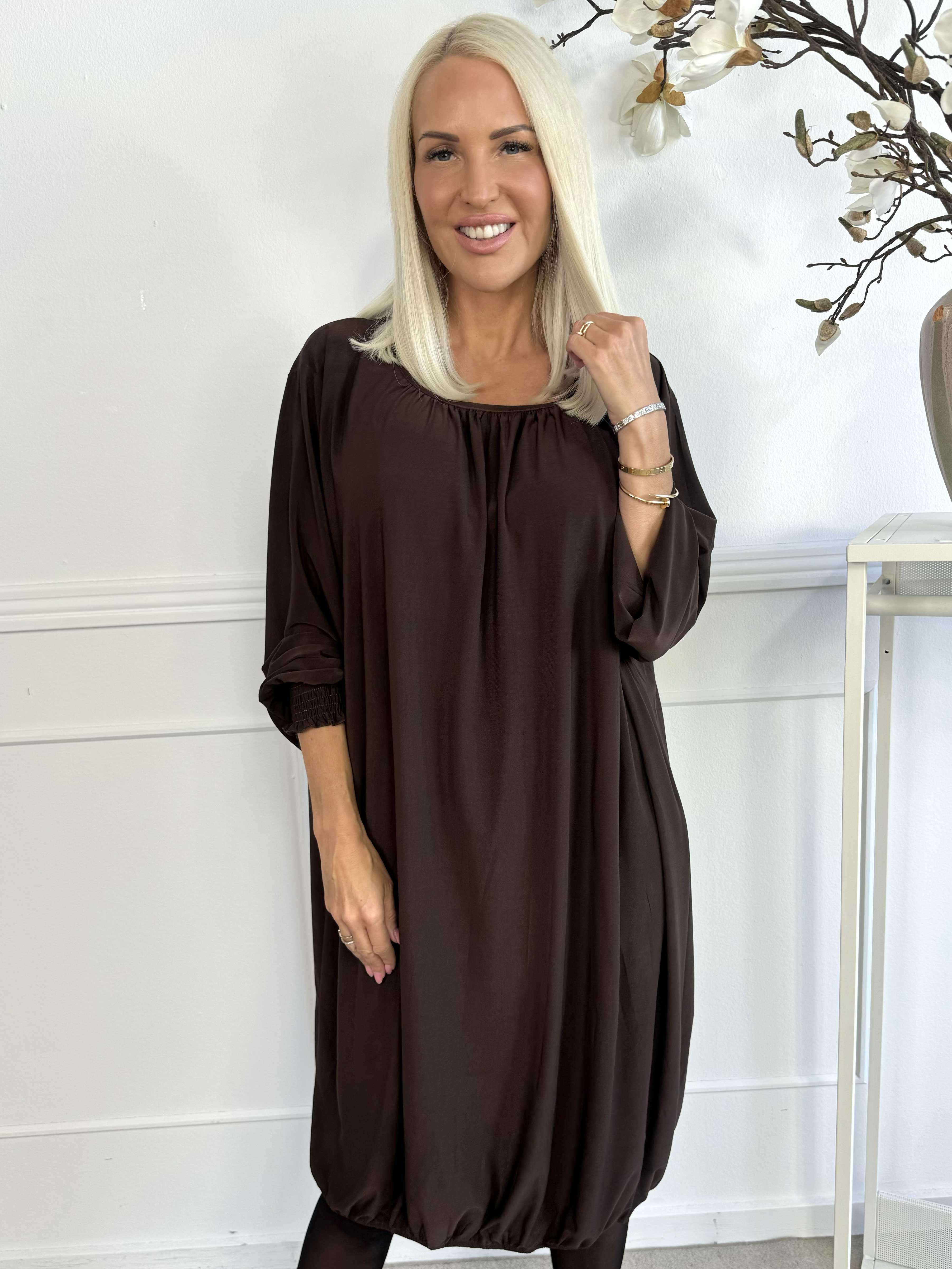 Miracle Plain Dress L/S - Elastisk kjole med lange ærmer