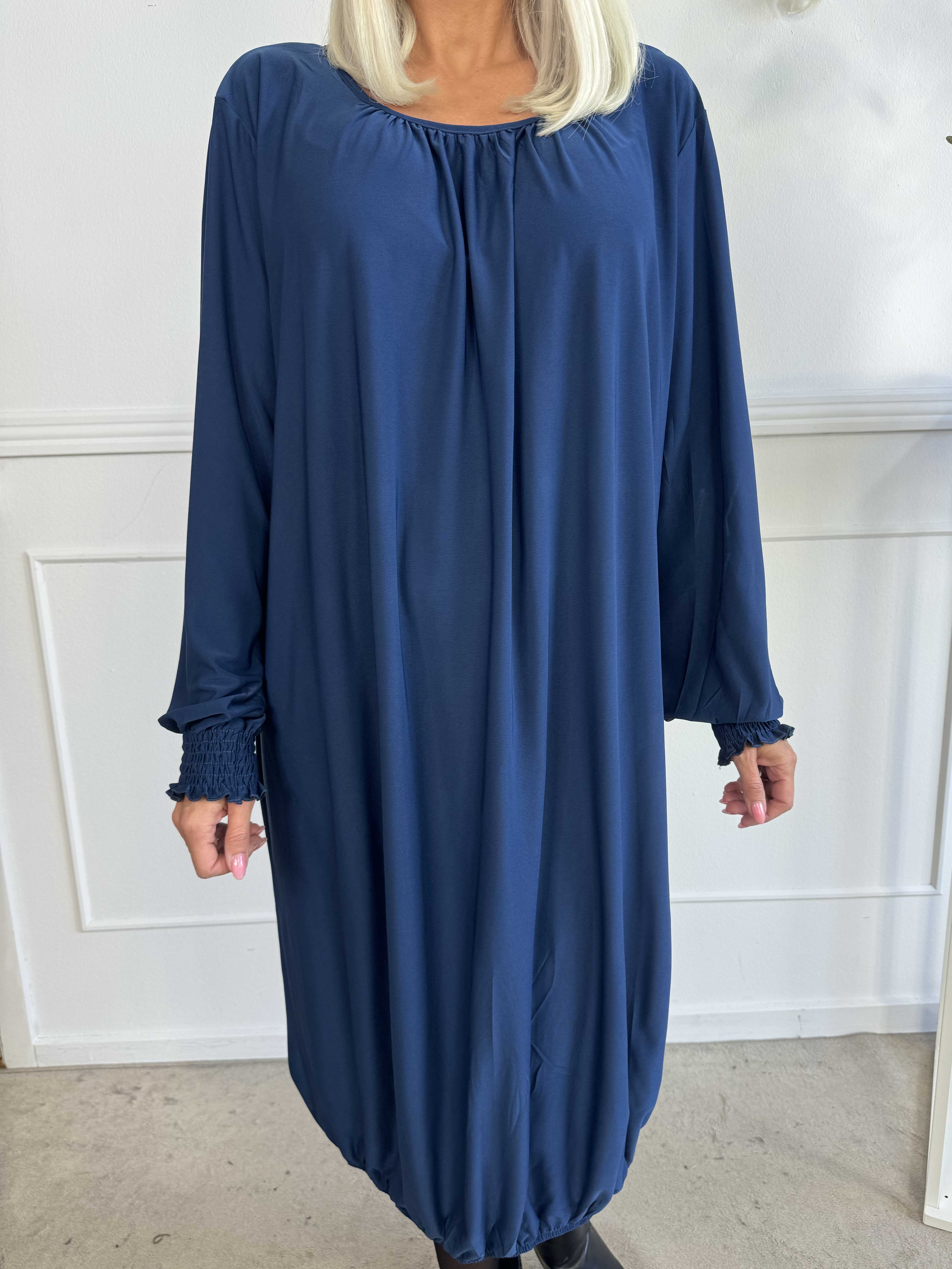 Miracle Plain Dress L/S - Elastisk kjole med lange ærmer