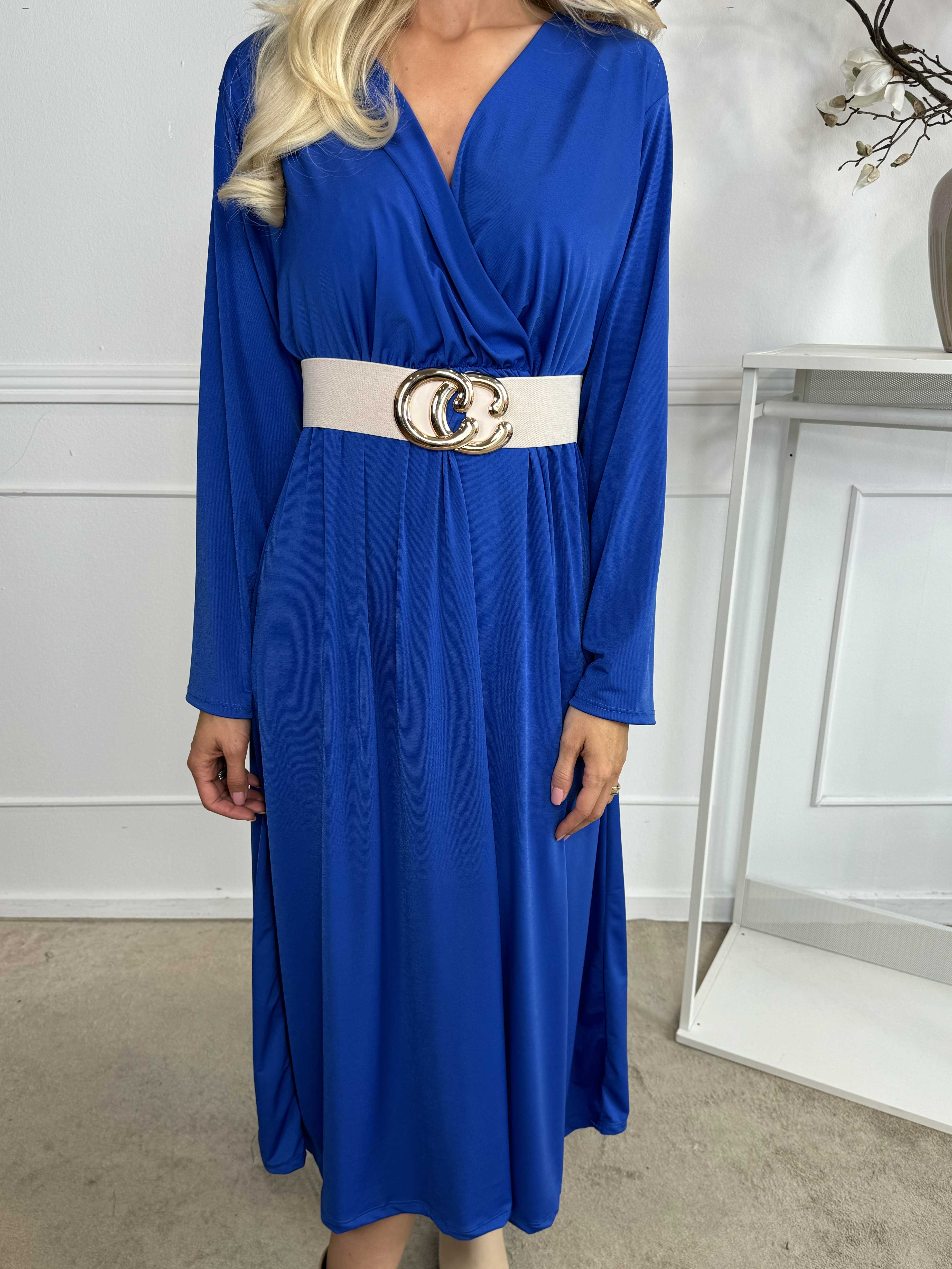 Nelly Plain - Elastisk ensfarvet kjole i viskose