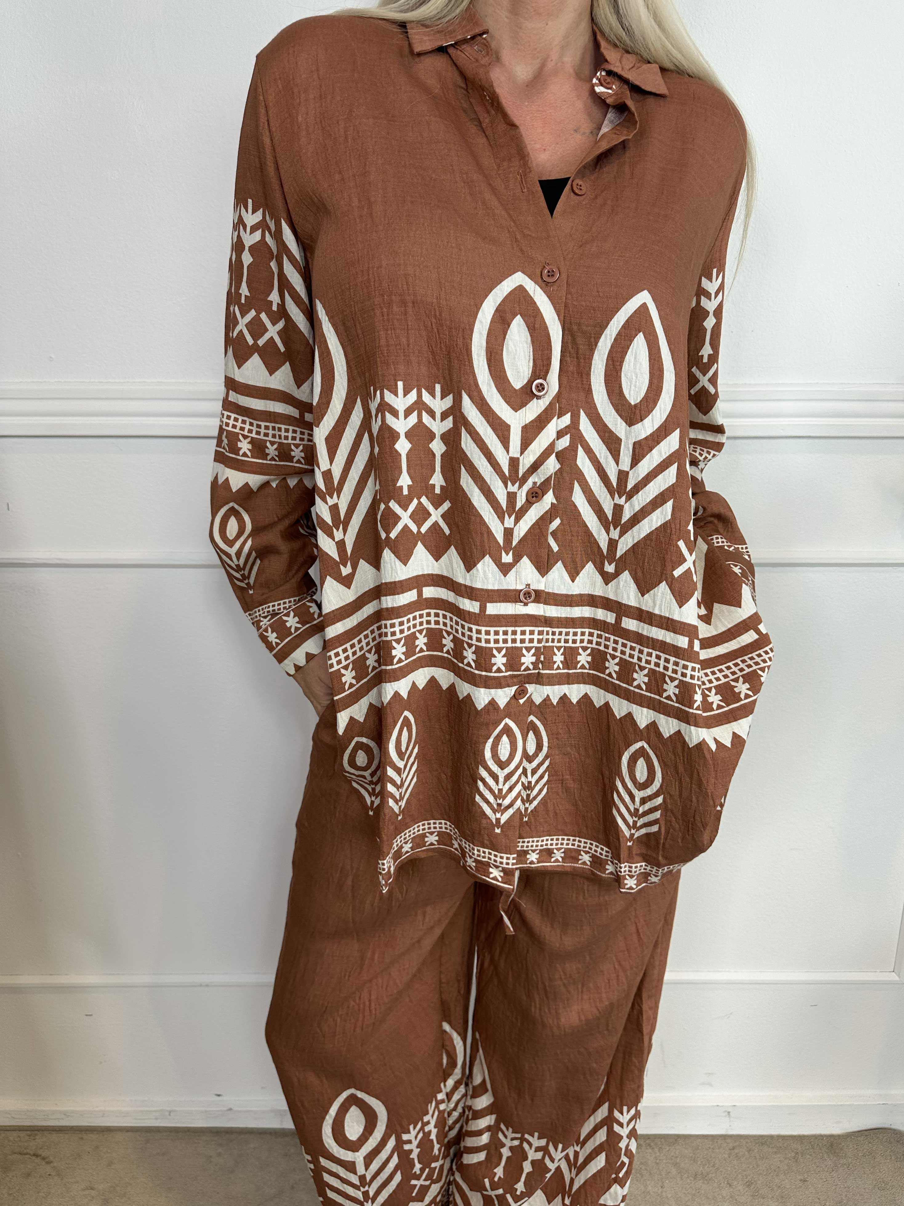 Diana - Mønstret skjorte sæt lavet i viskose