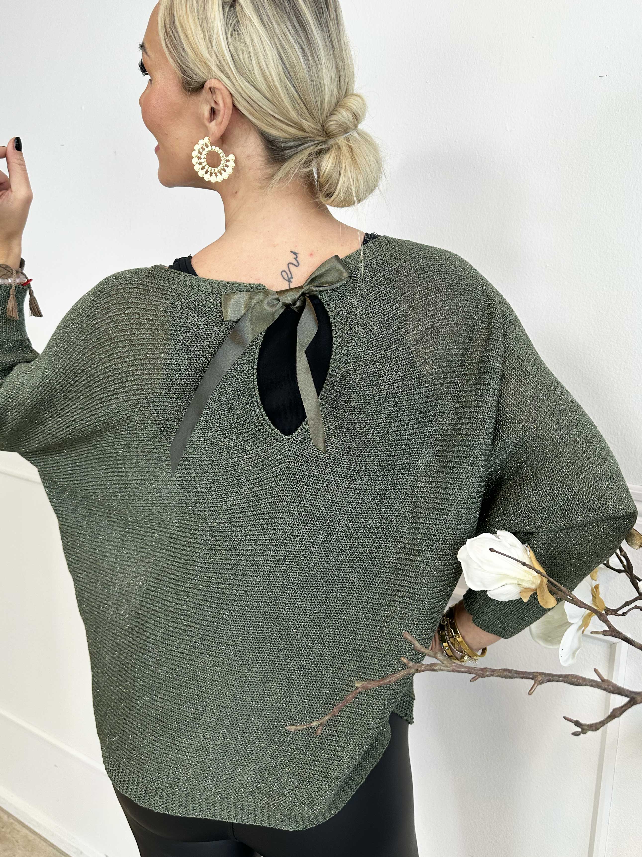 Paulina - Strikbluse med glimmertråde og sløjfe