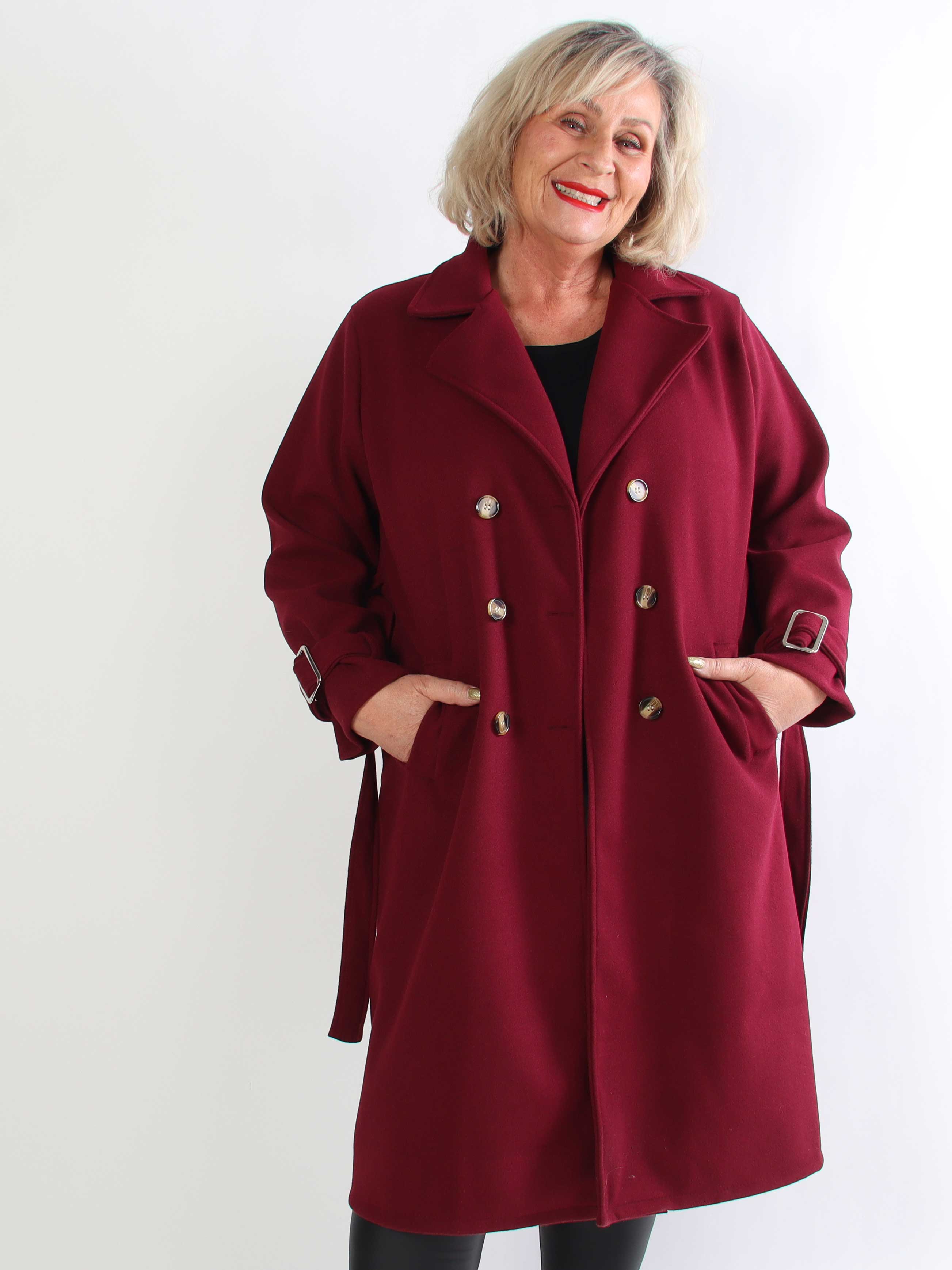 Sharpay Coat - Plus size trenchcoat med bindebånd