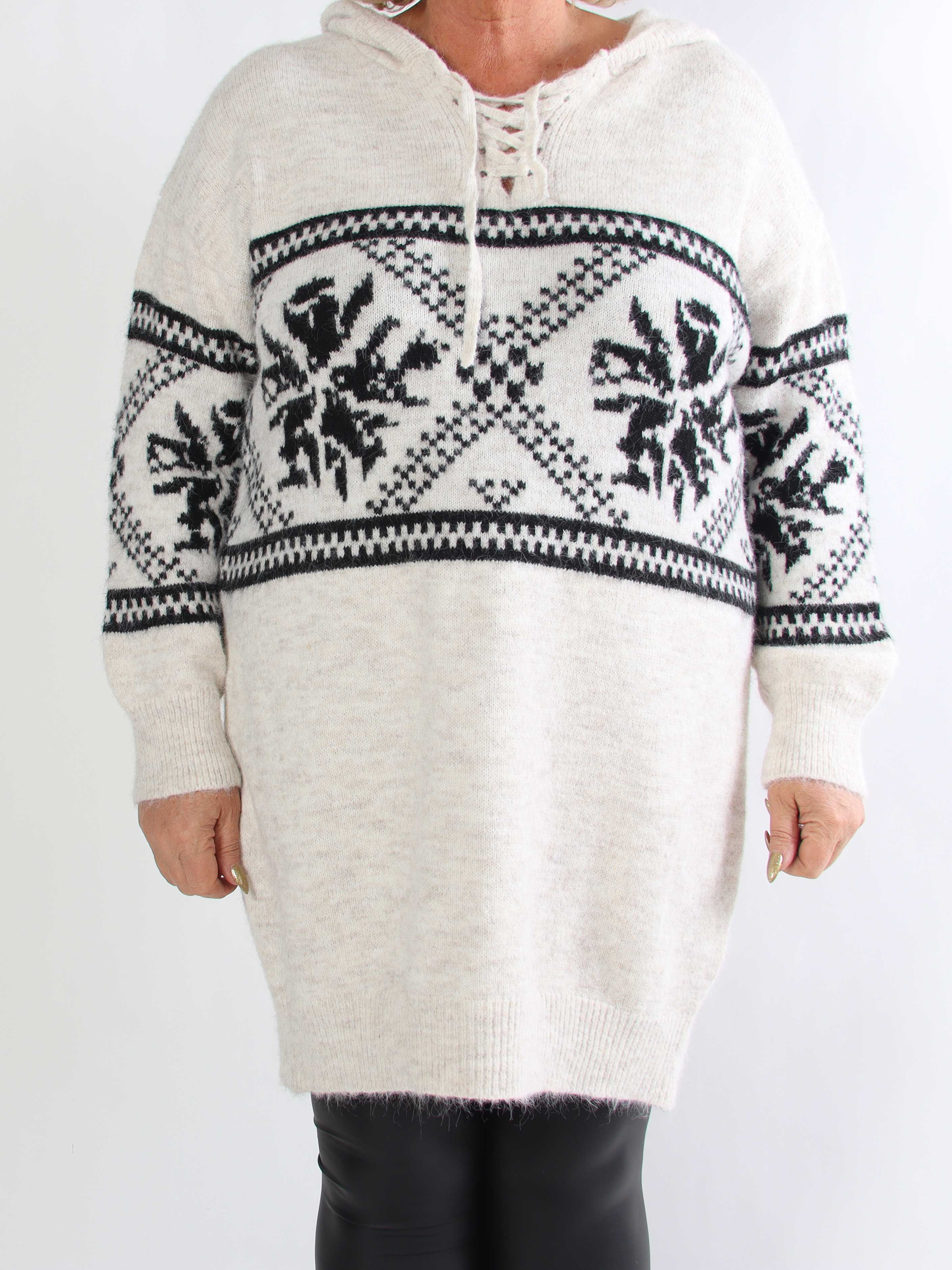 Veni Long - Blød mønstret strikkjole i plus size med hætte