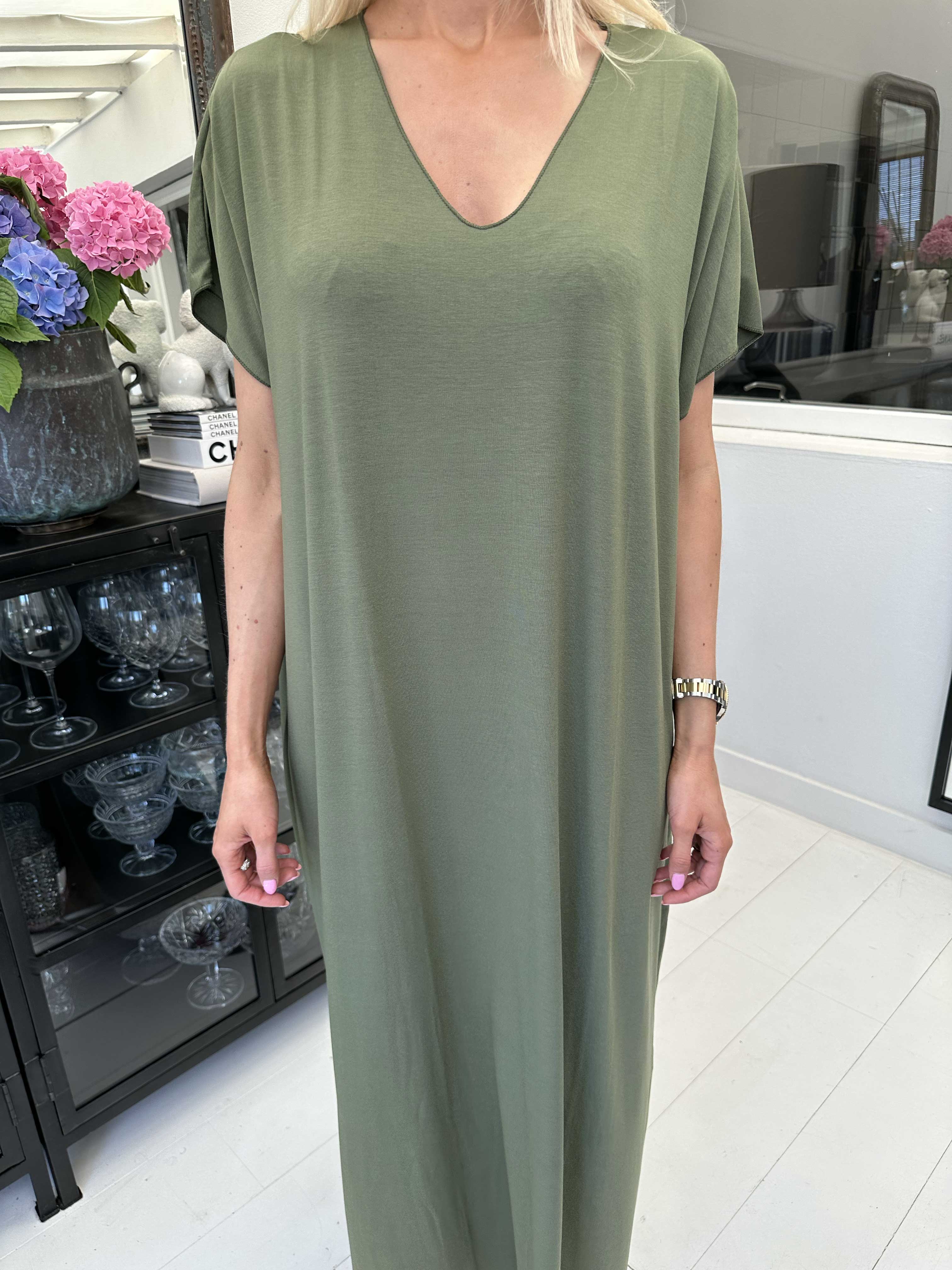 Kirsa Plain Long - Lang kjole i blødt stof