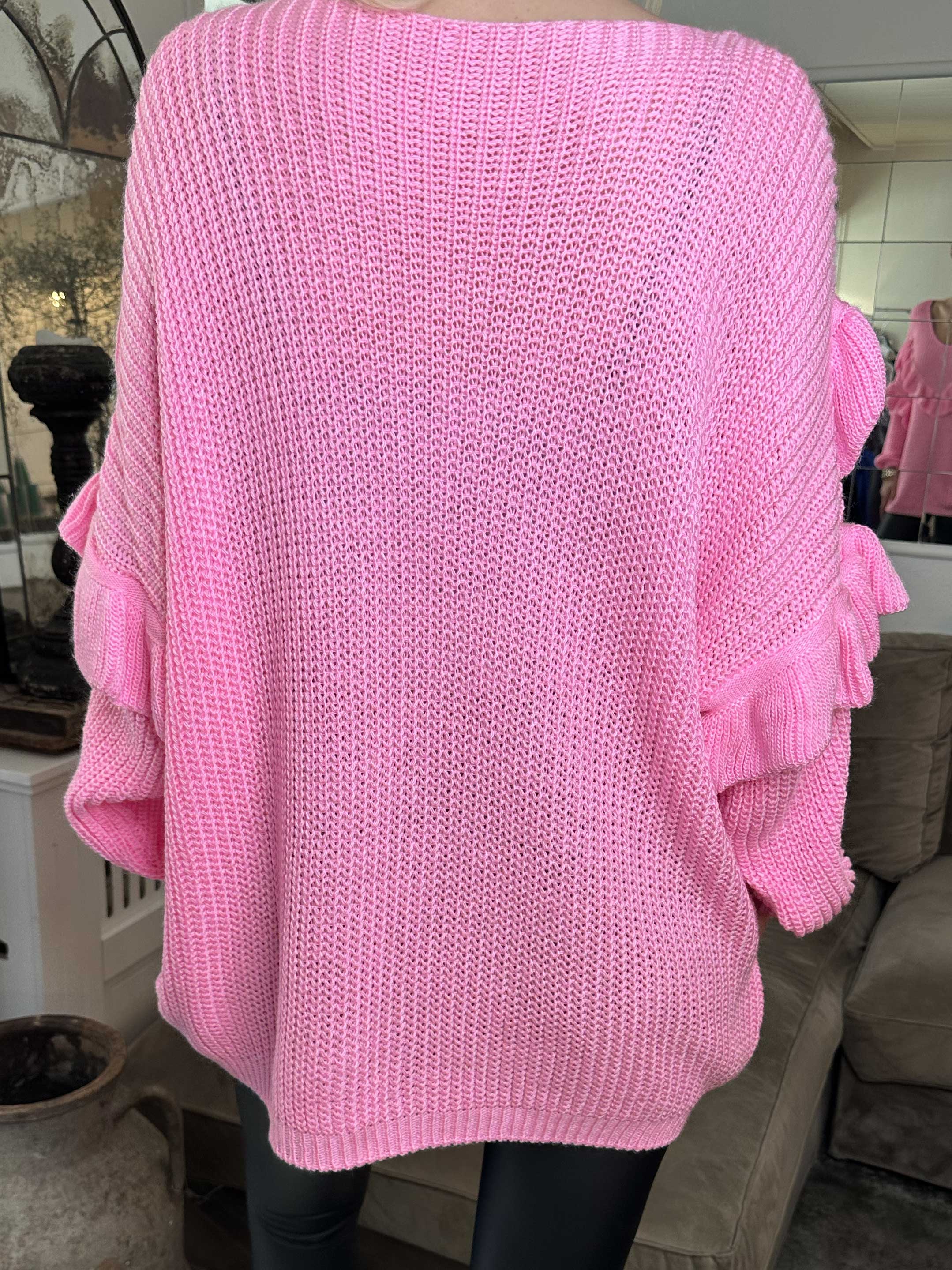 Ellis - Lækker striktrøje med fine flæsedetaljer