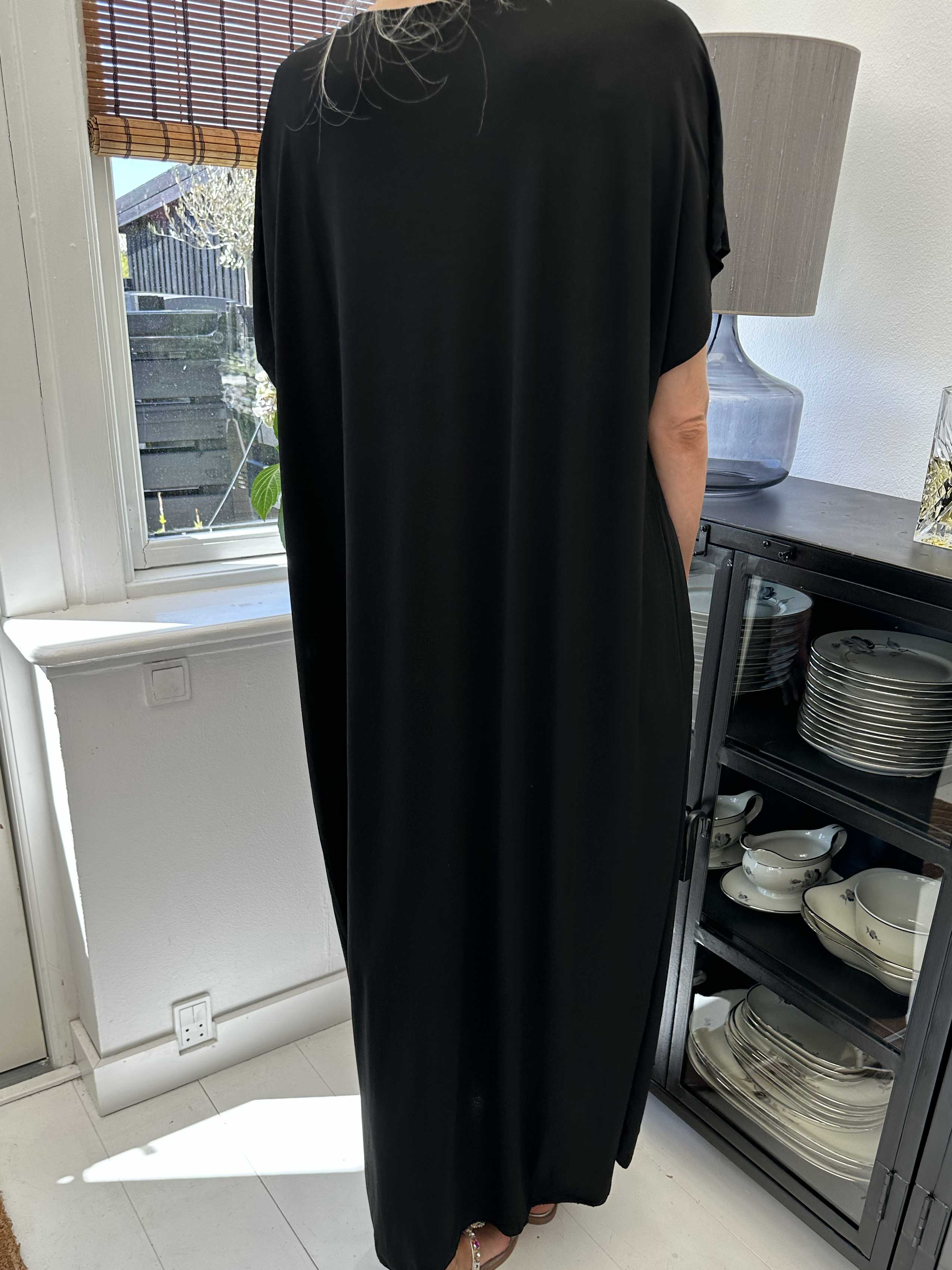 Kirsa Plain Long - Lang kjole i blødt stof