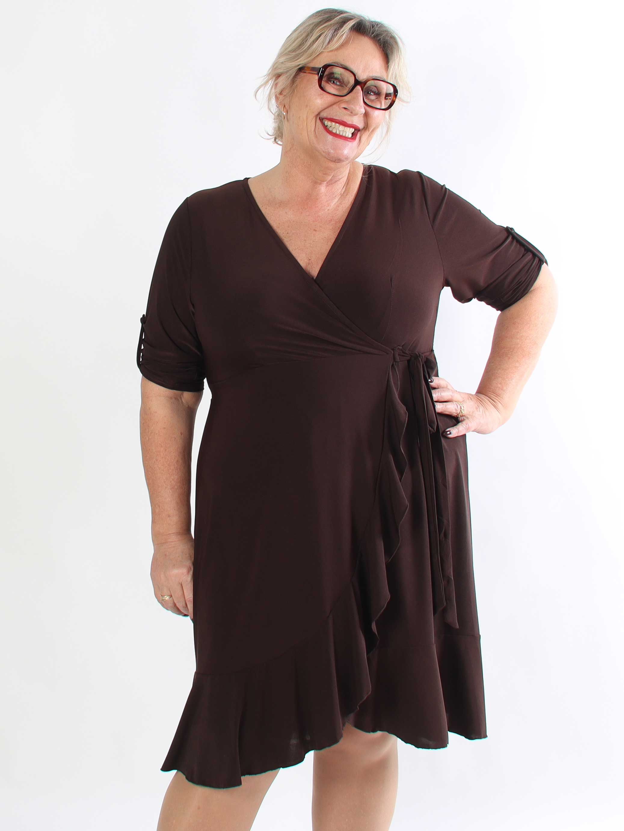 Savina Plain - Elastisk langærmet plus size kjole i slå-om-look