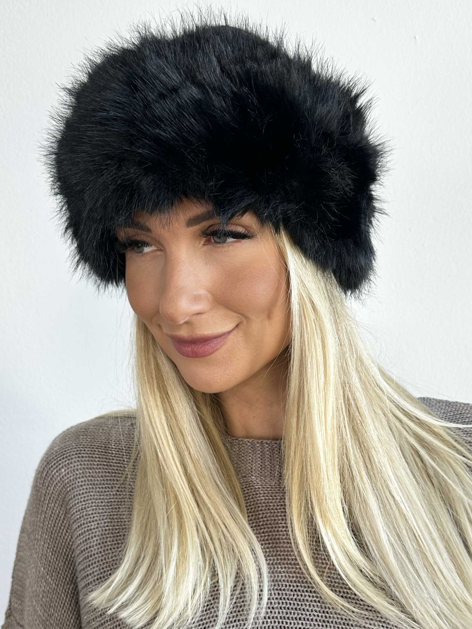 Oasis - Hue med kant af blødt faux fur