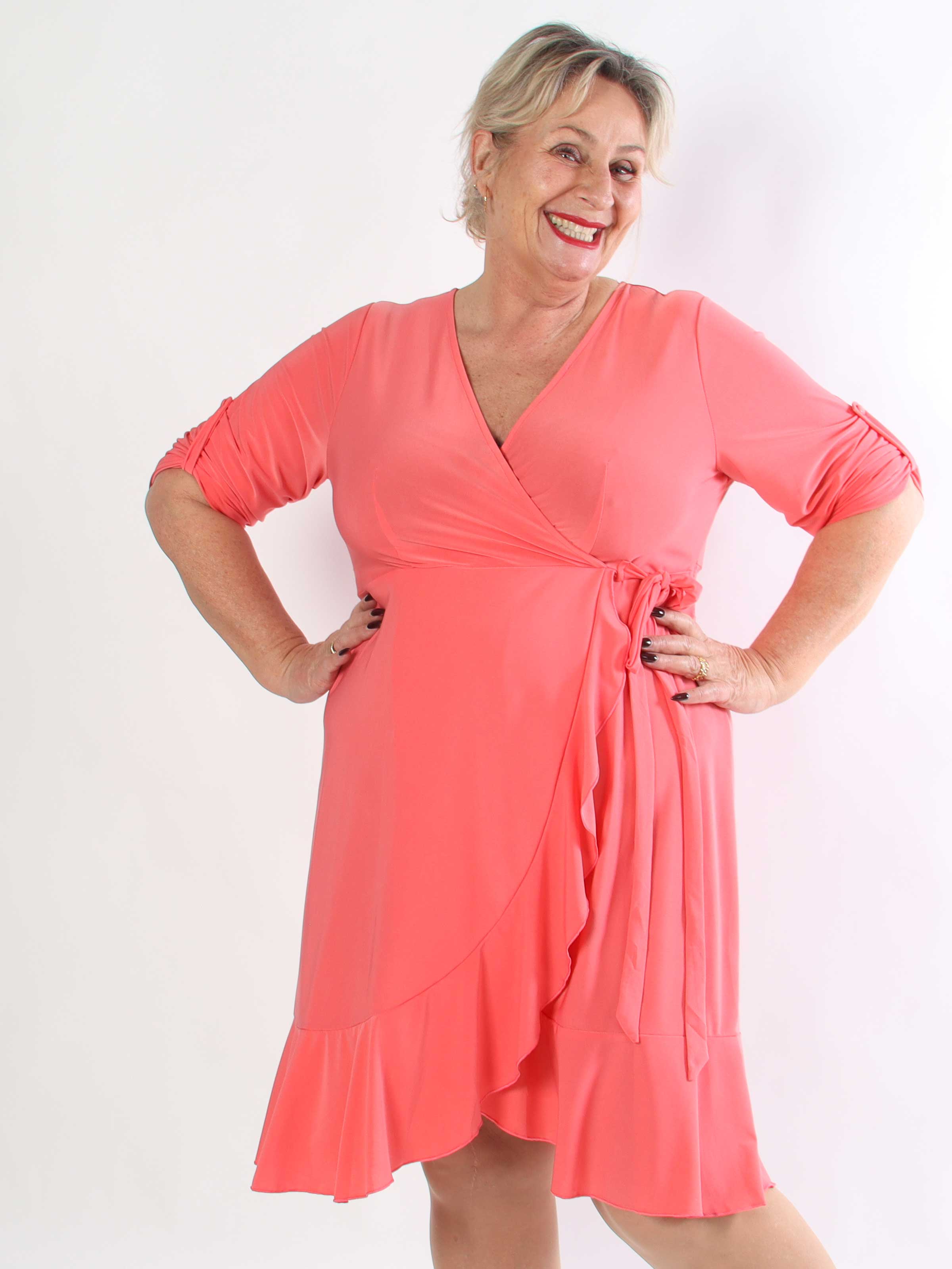 Savina Plain - Elastisk langærmet plus size kjole i slå-om-look