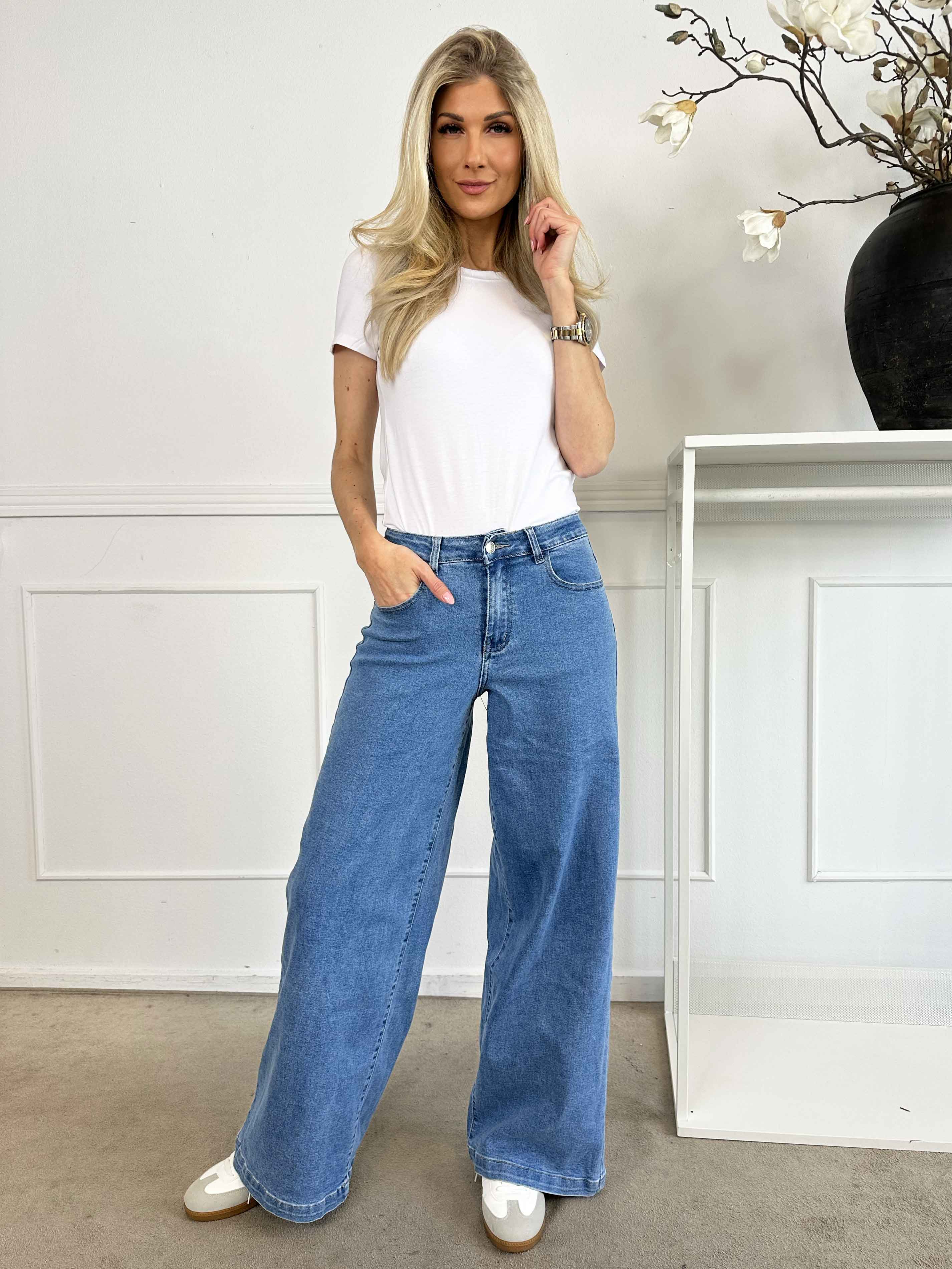 Seline - Jeans med vidde ben og stræk