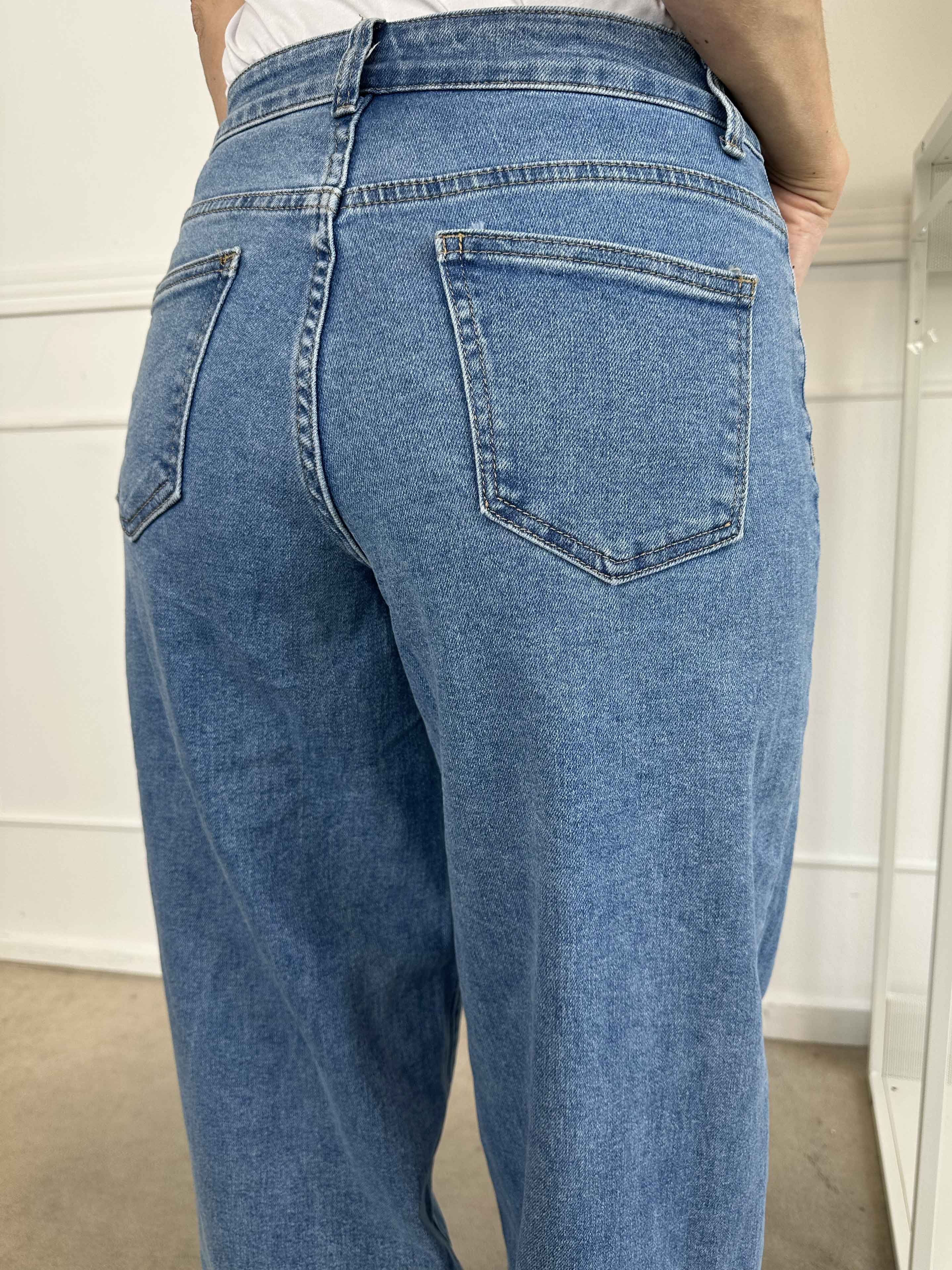 Seline - Jeans med vidde ben og stræk